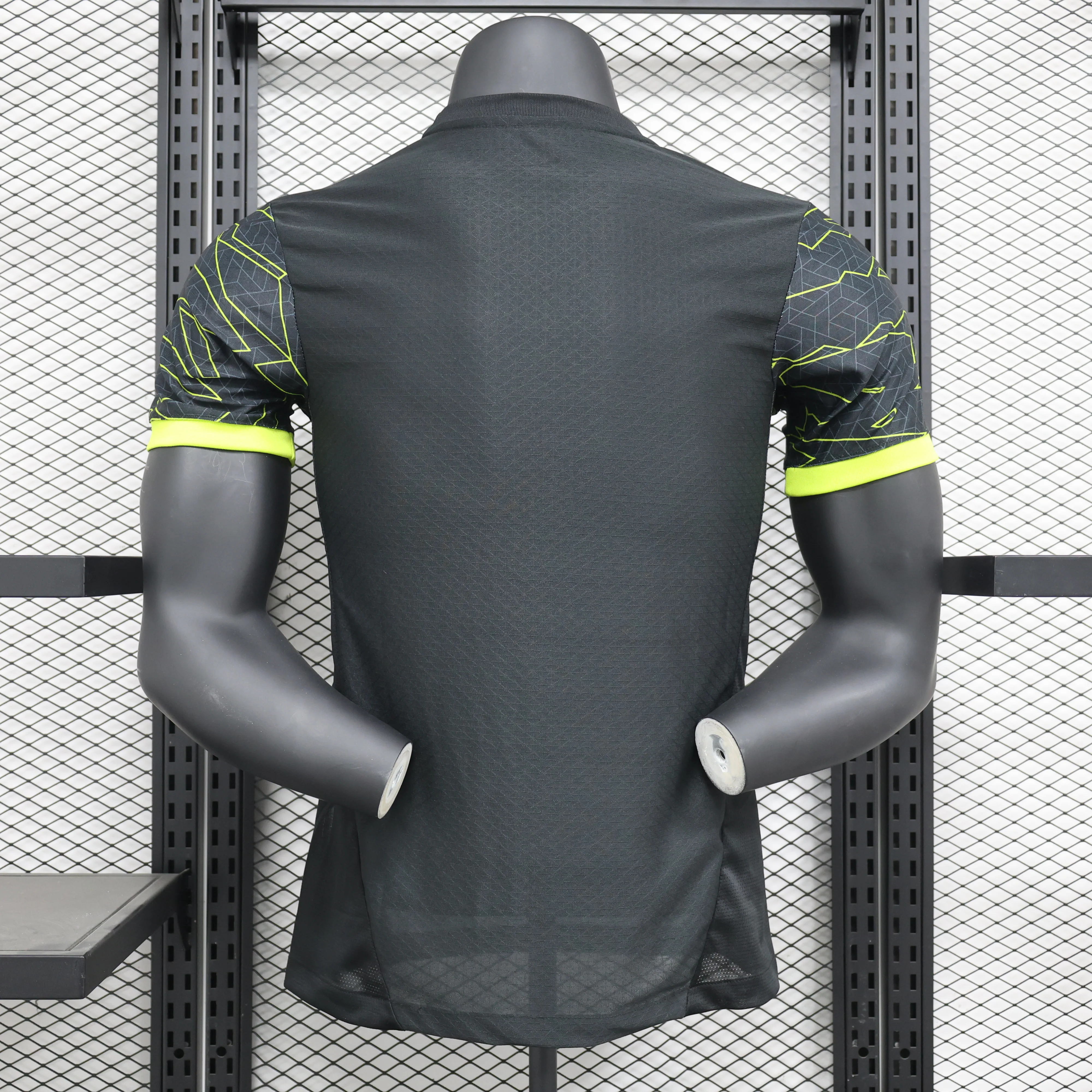 2025-26 BVB Special Black Player S-2XL - Image 2