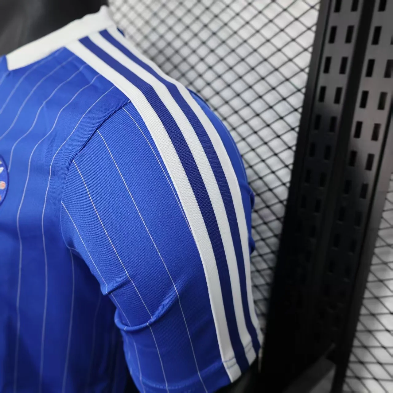 2025-26 Chelsea Casual Style Blue Player S-2XL - Image 4