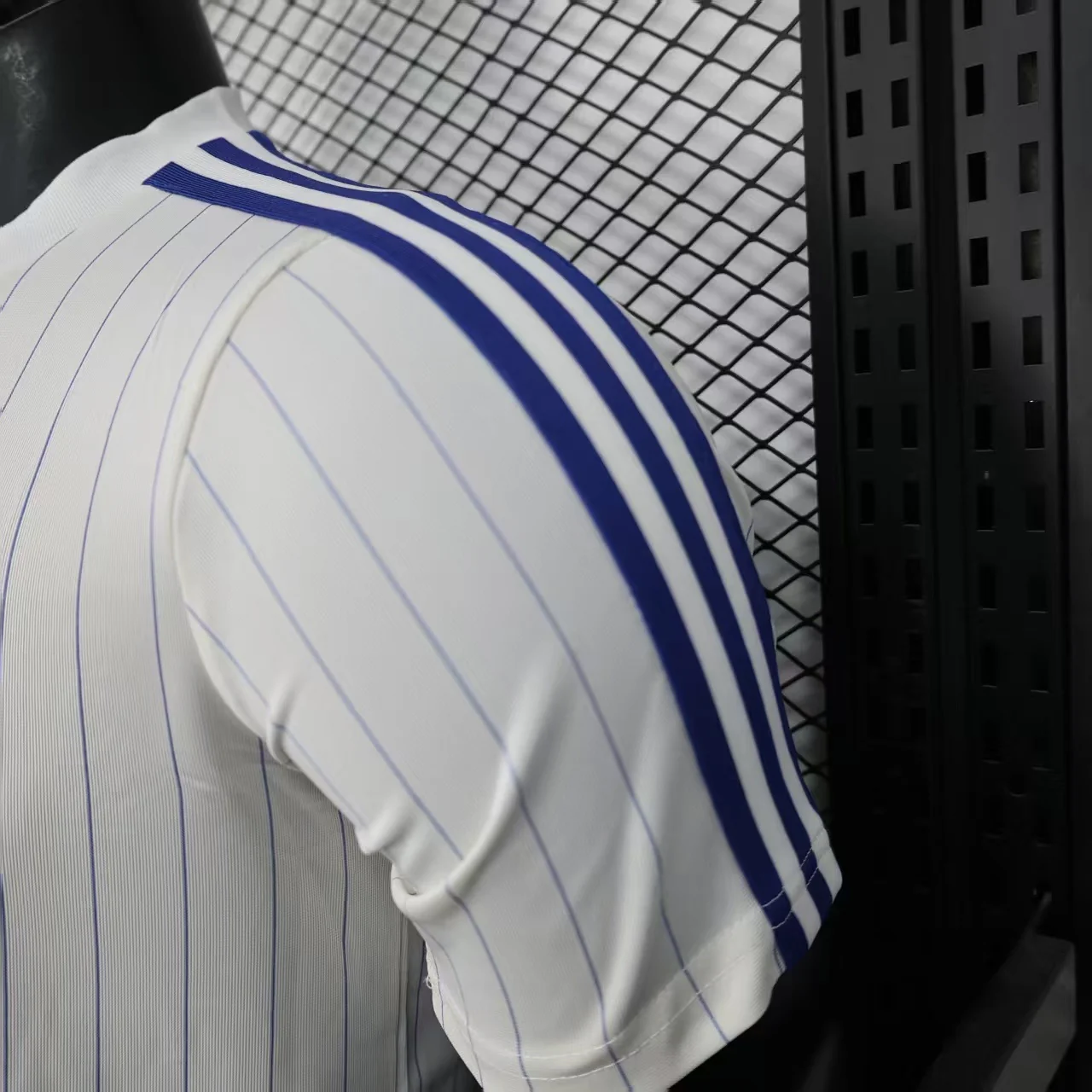 2025-26 Chelsea Casual Style Player S-2XL - Image 4