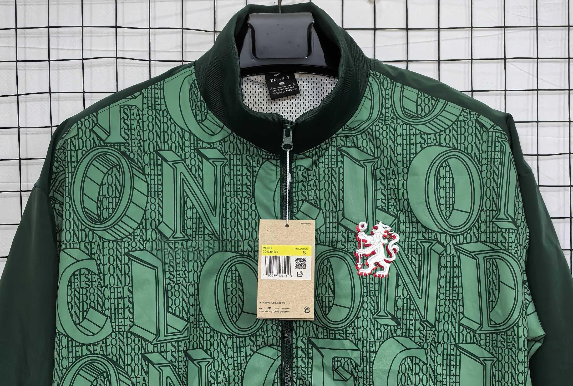 2025-26 Chelsea Green Waterproof Windbreaker S-2XL - Image 3