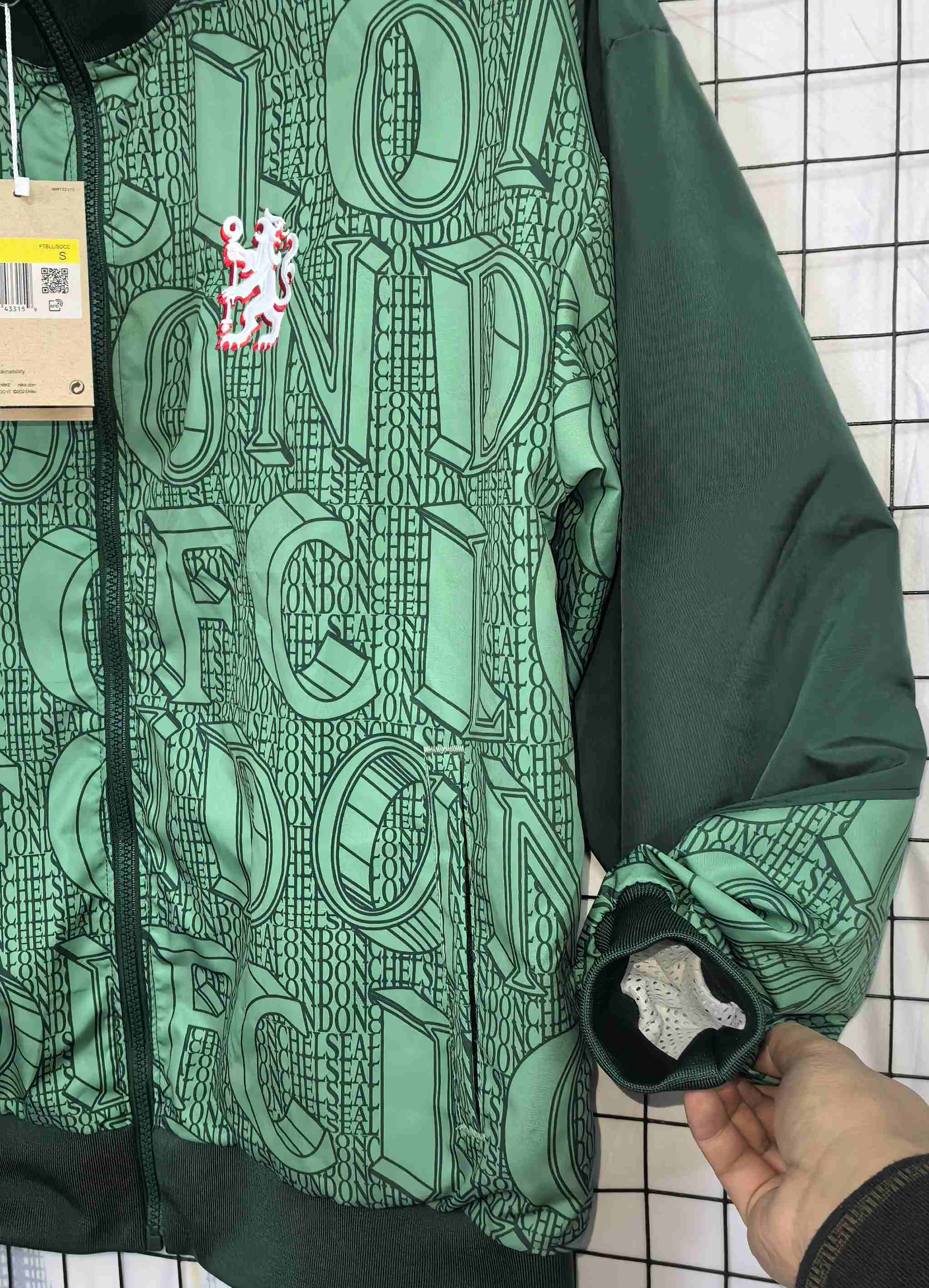 2025-26 Chelsea Green Waterproof Windbreaker S-2XL - Image 5