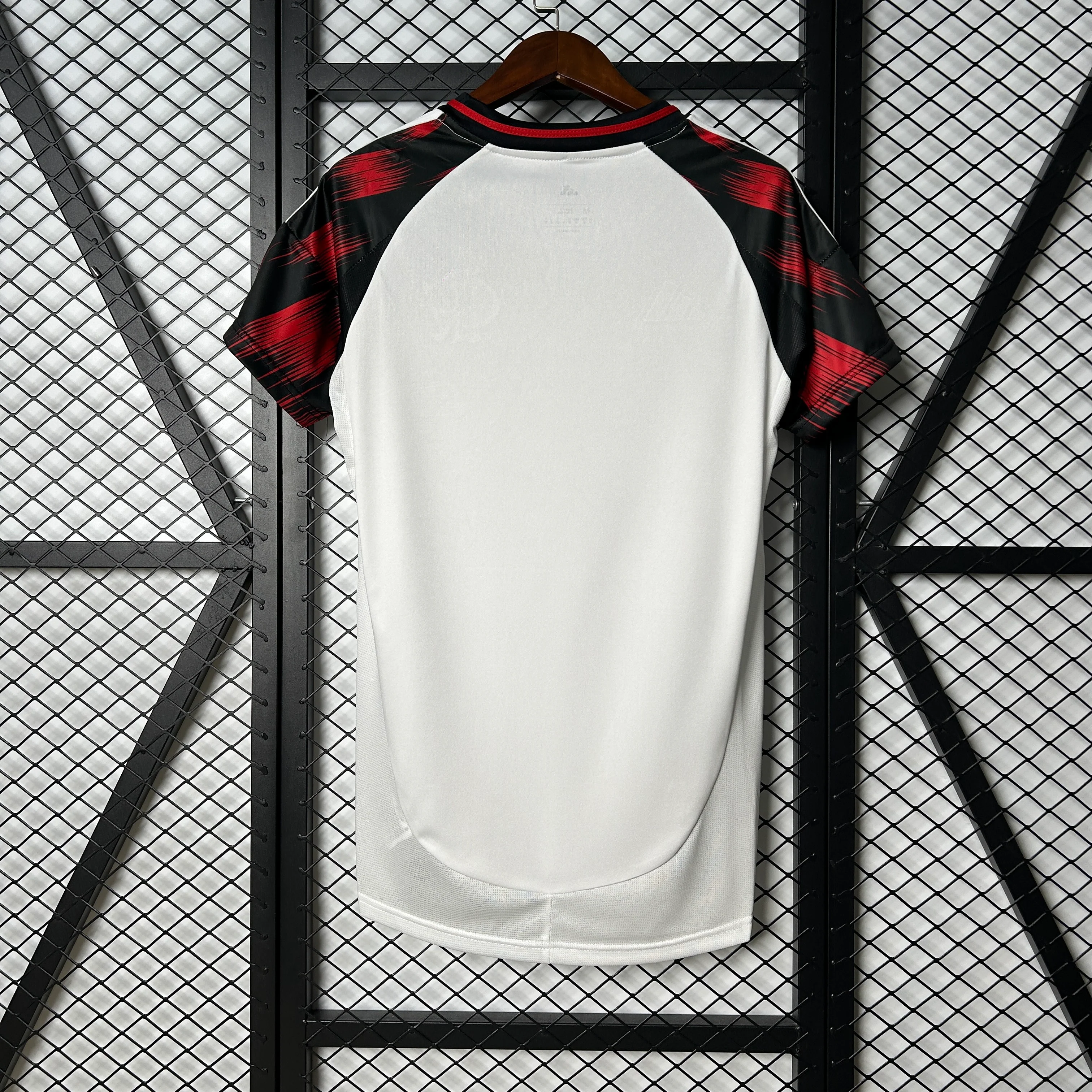 2025-26 Flamengo Away Women S-2XL - Image 4