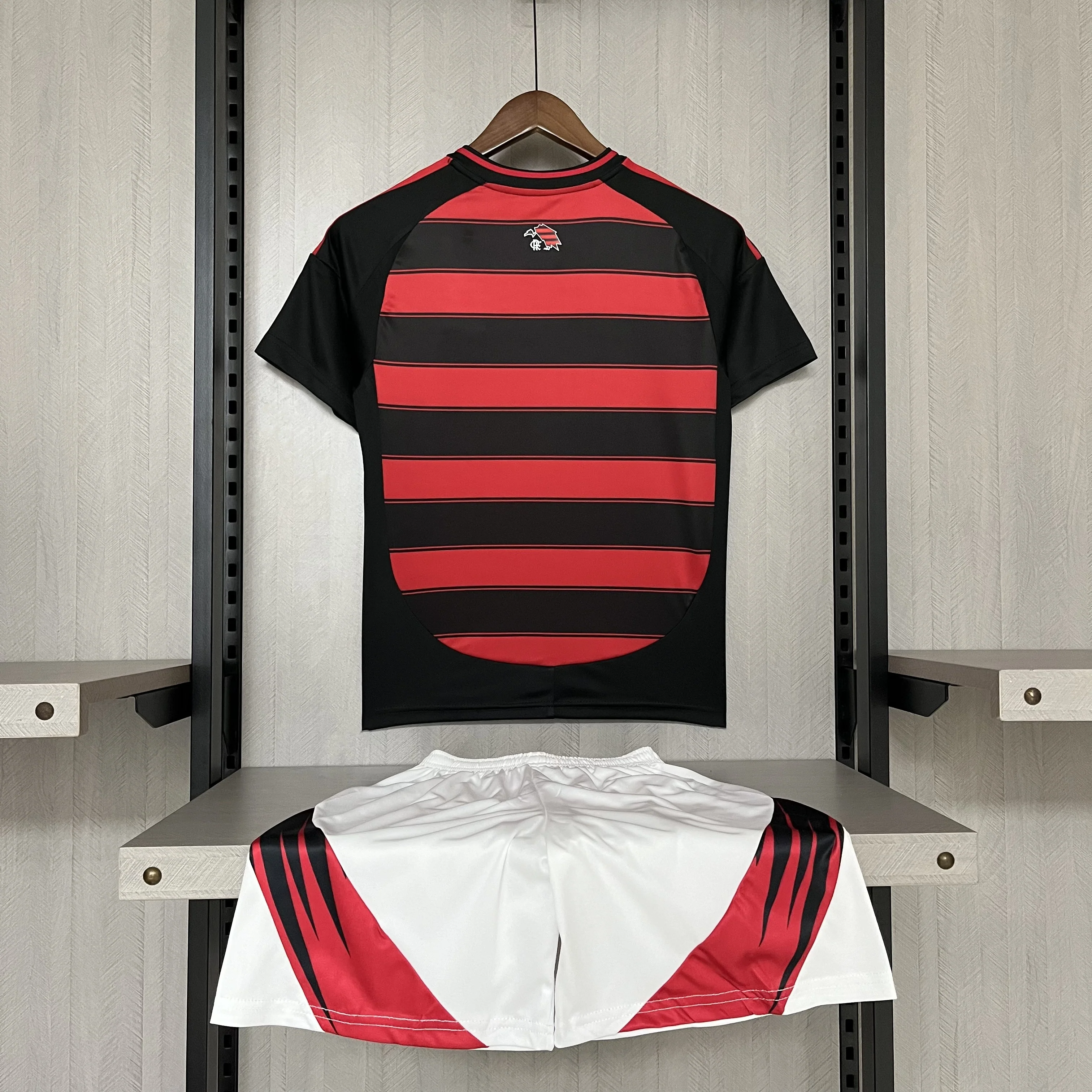 2025-26 Flamengo Home KIDS 16-28 - Image 2