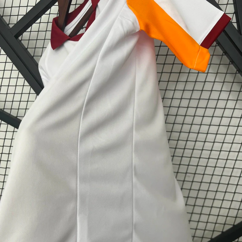 2025-26 Galatasaray Away S-4XL - Image 5