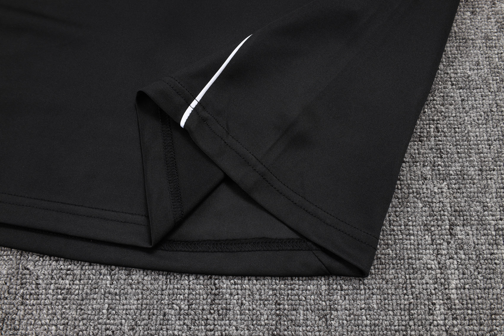 2025-26 Germany Black (four-star crest) training suit Adults Or Children - Image 9