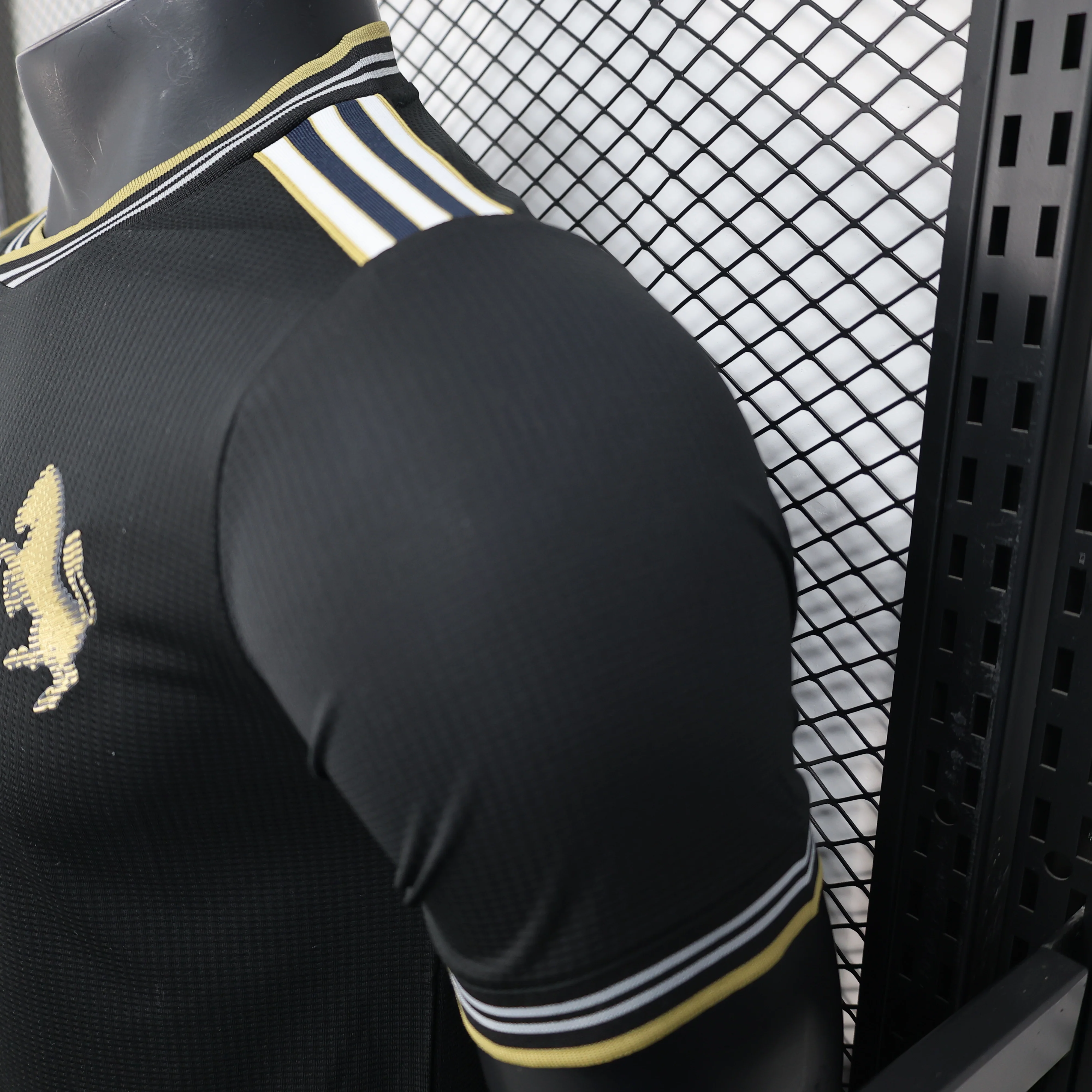 2025-26 Juventus Special Gold-White Player S-2XL - Image 4