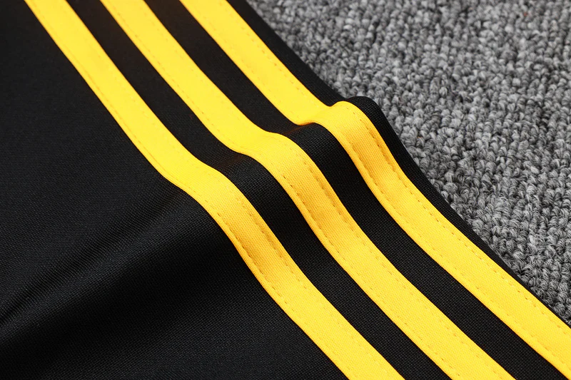 2025-26 Real Madrid Black-Yellow Adult long pull training suit S-2XL - Image 20