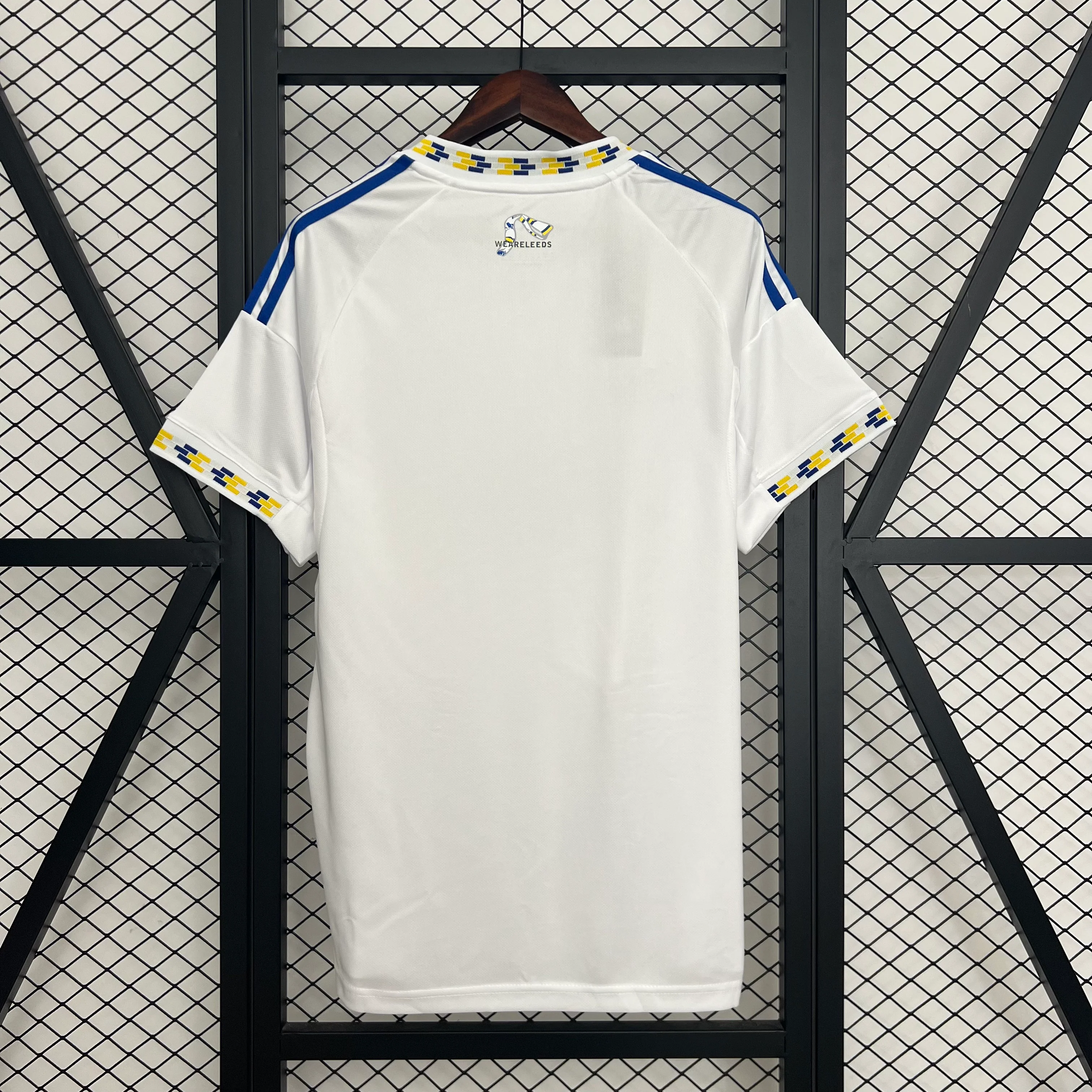 2025-26 Leeds United Home S-2XL - Image 2