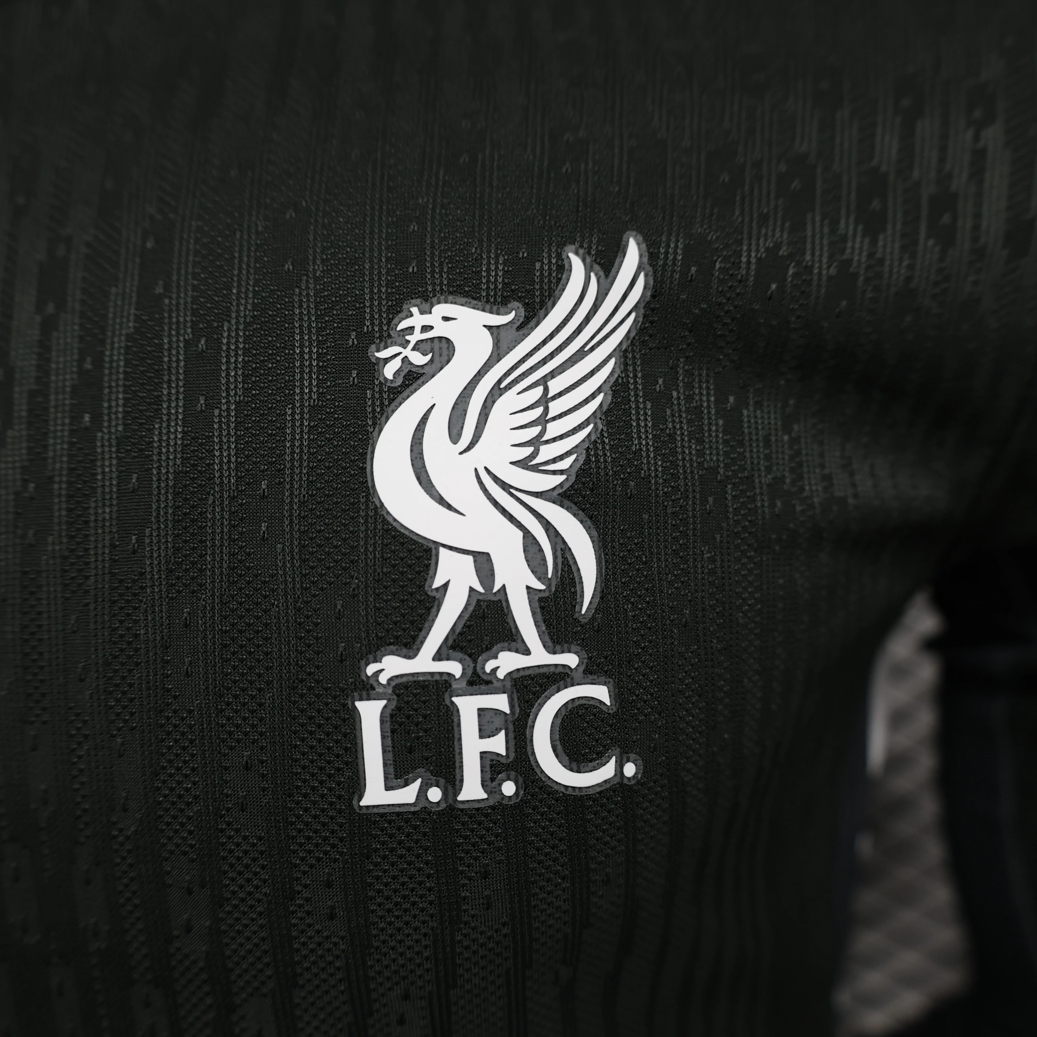 2025-26 Liverpool Black long sleeve S-2XL - Image 3
