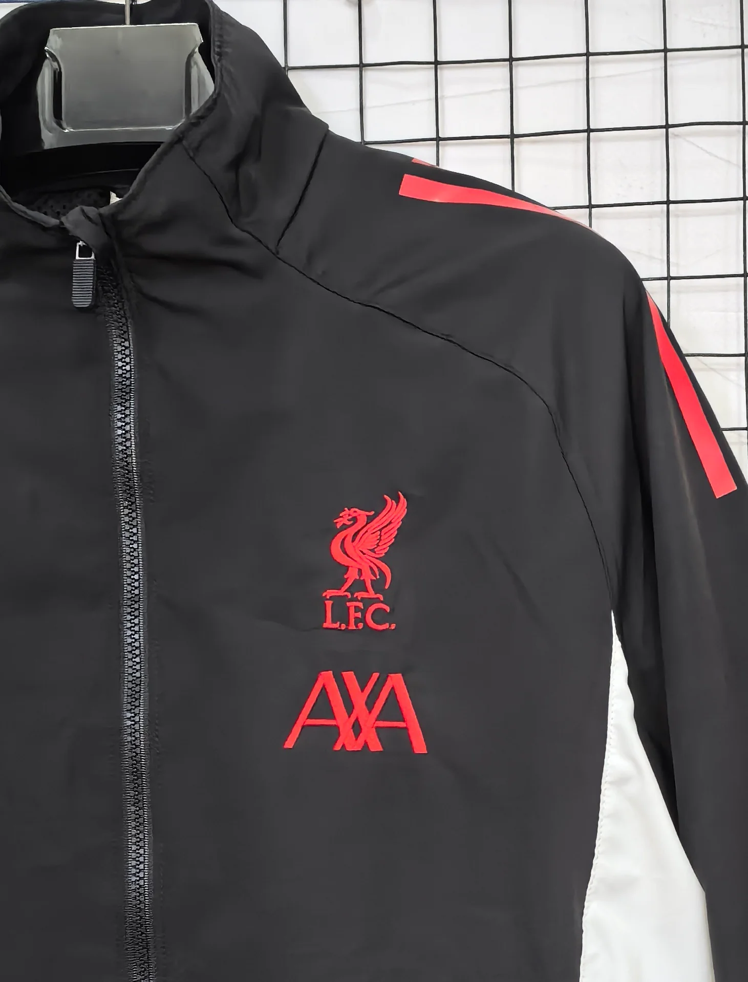 2025-26 Liverpool Black Windbreaker S-2XL - Image 4