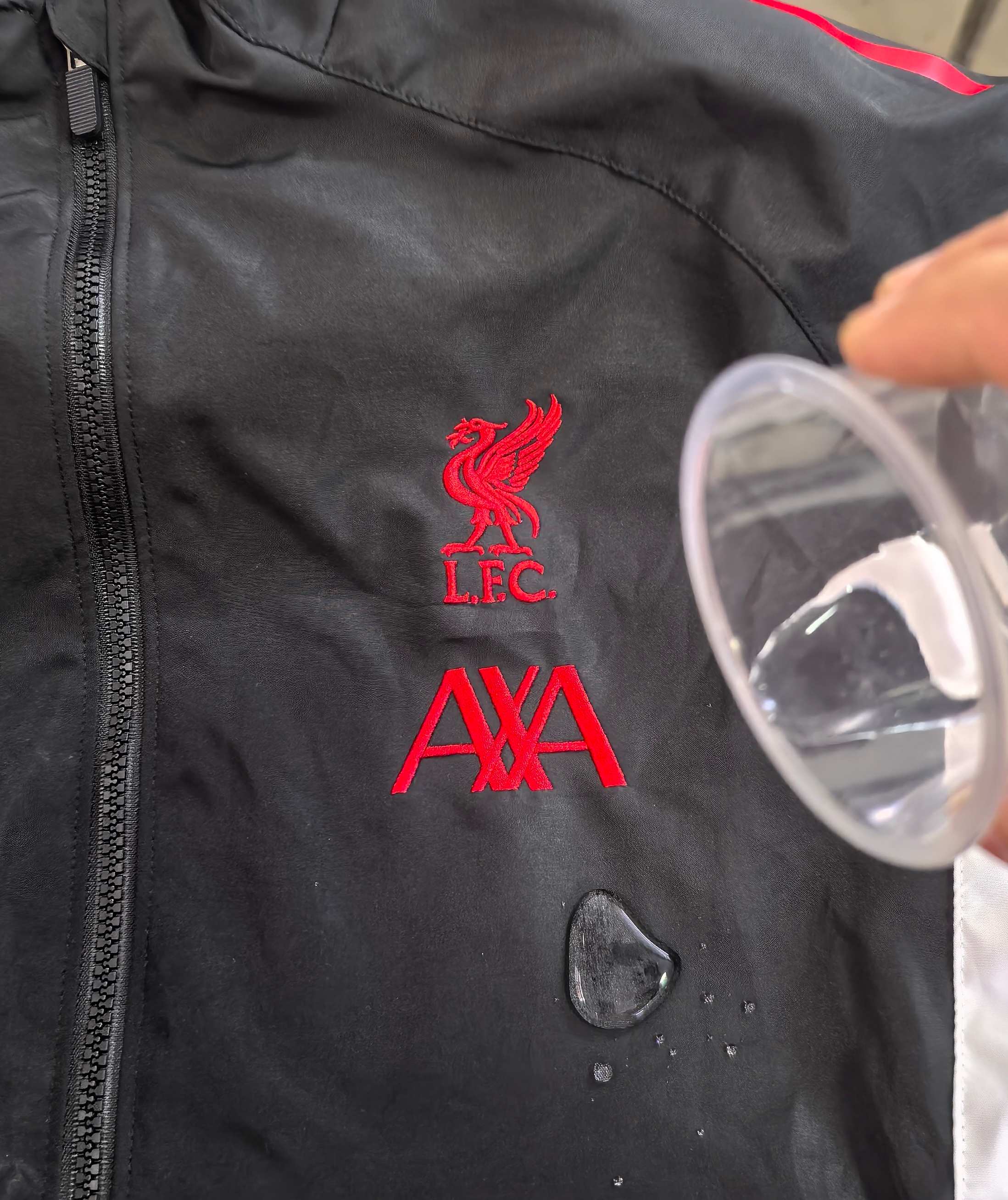 2025-26 Liverpool Black Windbreaker S-2XL - Image 7