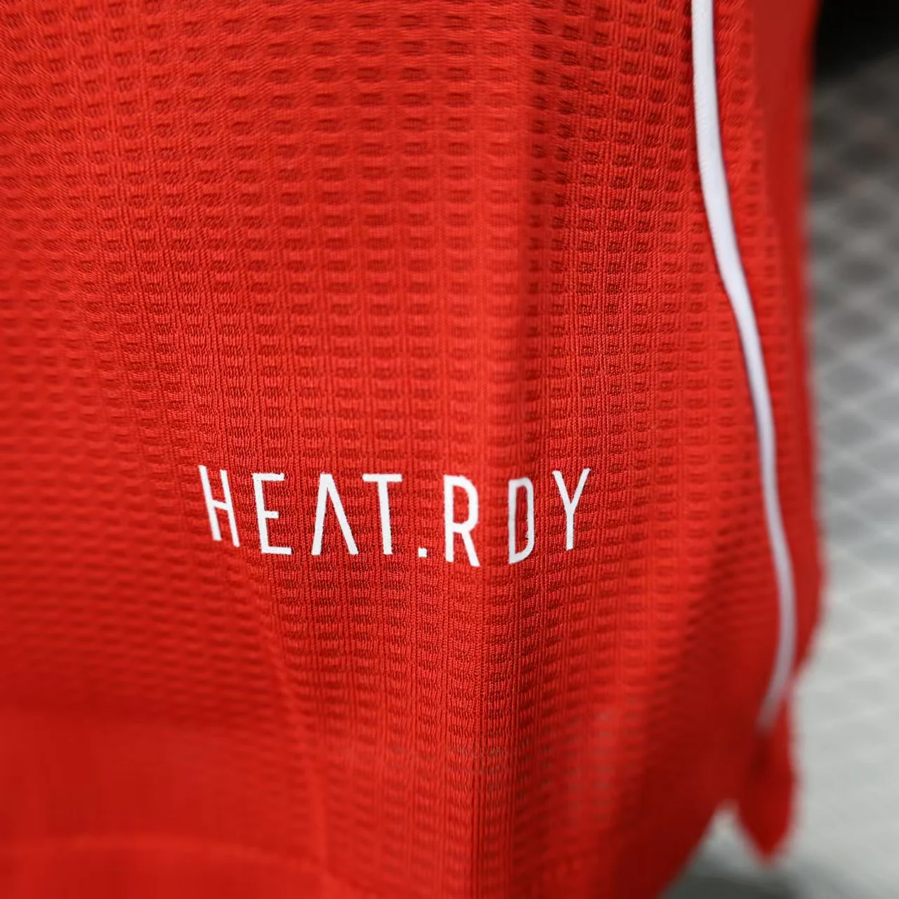 2025-26 Liverpool Home Player S-2XL - Image 4