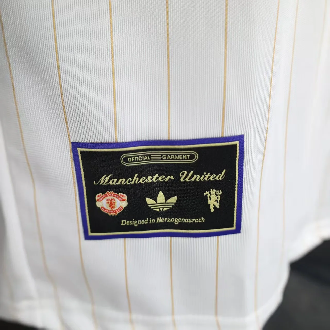 2025-26 Manchester United Casual style White Player S-2XL - Image 5
