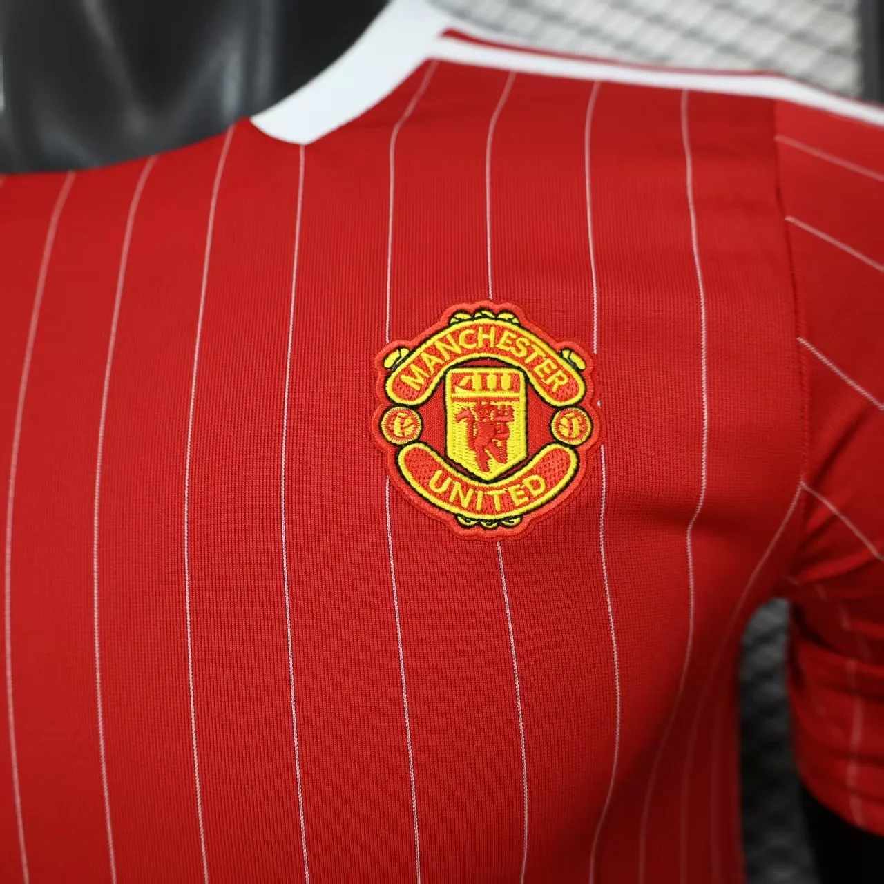 2025-26 Manchester United Casual Style Red Player S-2XL - Image 3