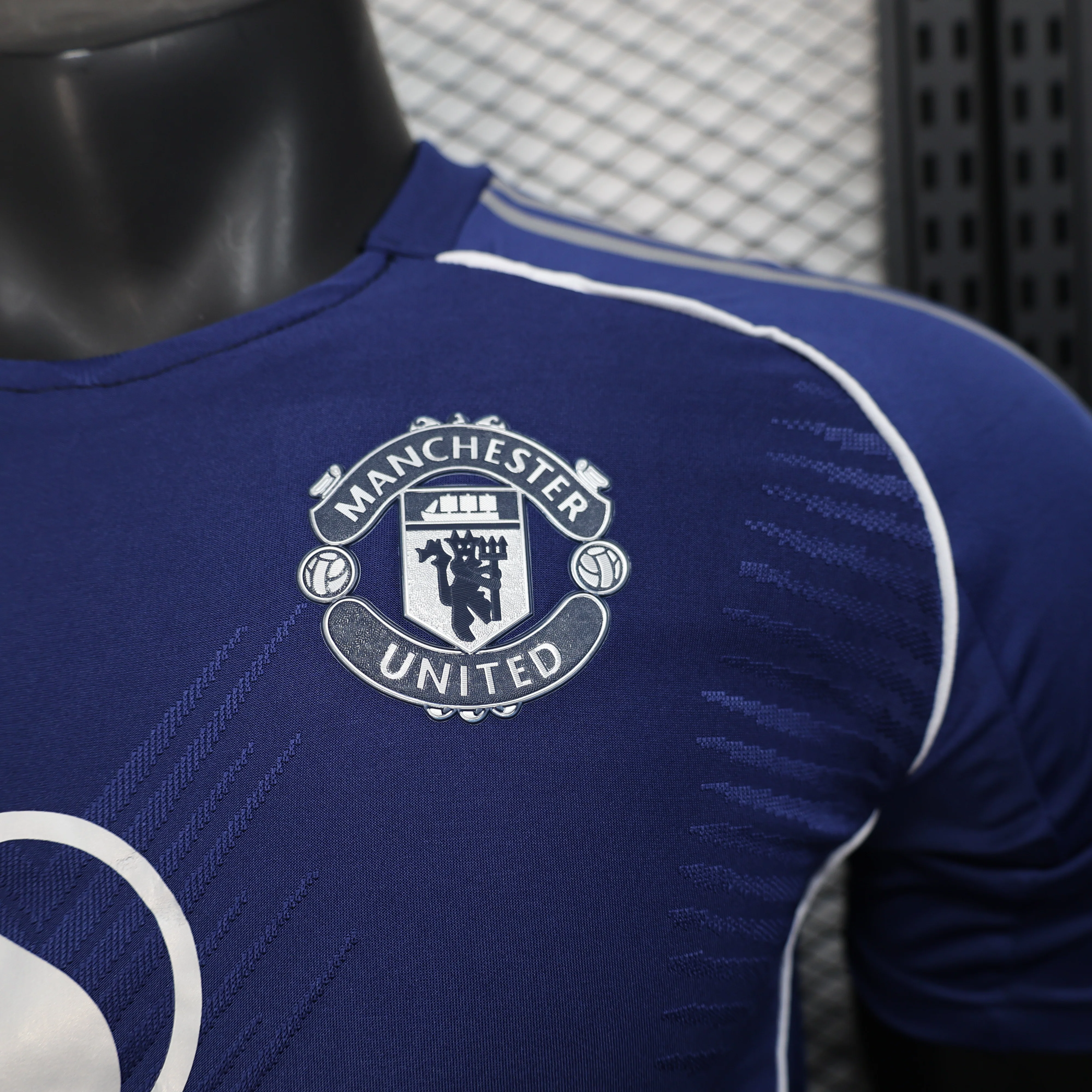 2025-26 Manchester United Special Blue Player Size S-2XL - Image 3