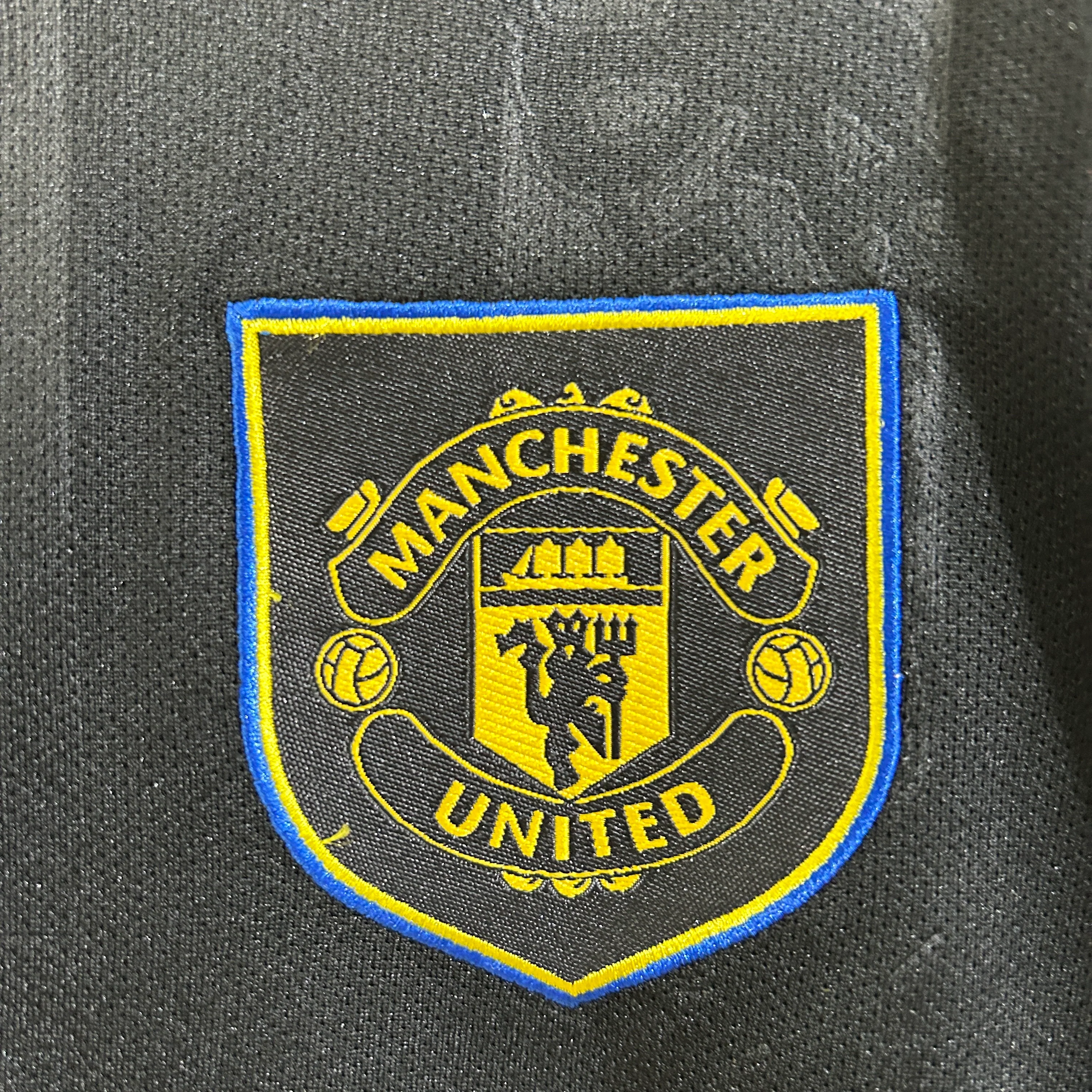 2025-26 Manchester United Third Away KIDS 16-28 - Image 3