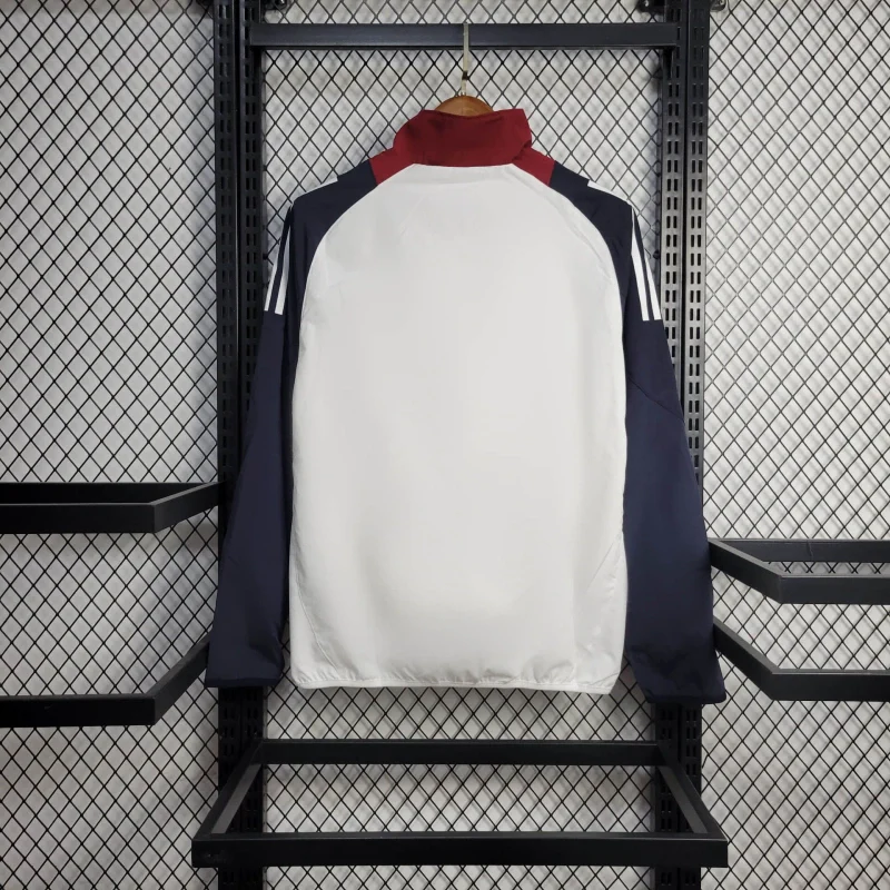 2025-26 Manchester United Windbreaker S-2XL - Image 2