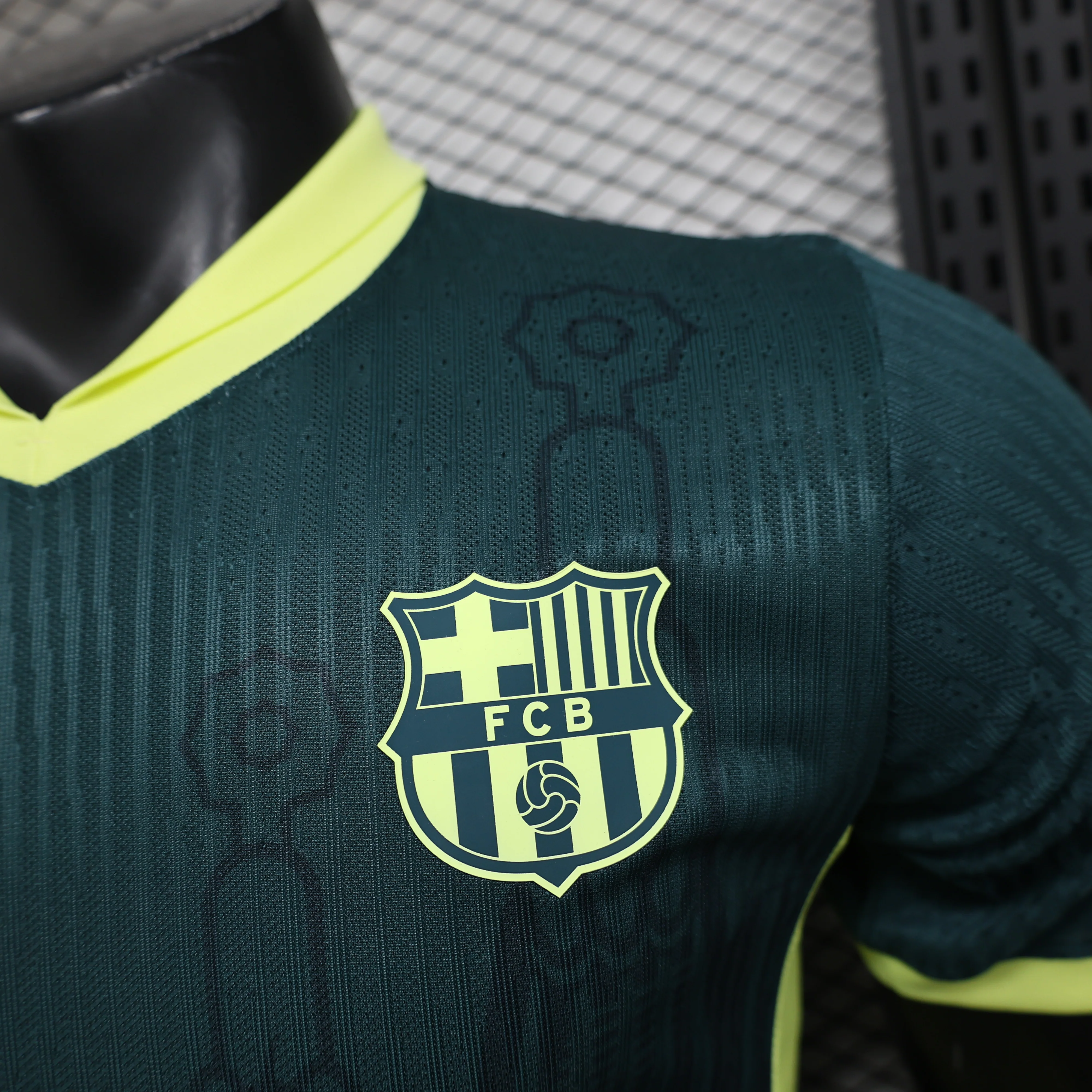2025-26 Barcelona Special Player S-2XL - Image 3