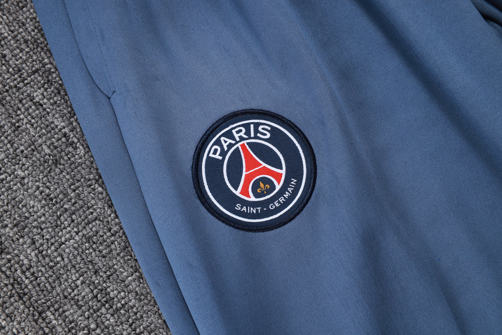 2025-26 Paris Grey Training suit Adults Or Children - Image 14