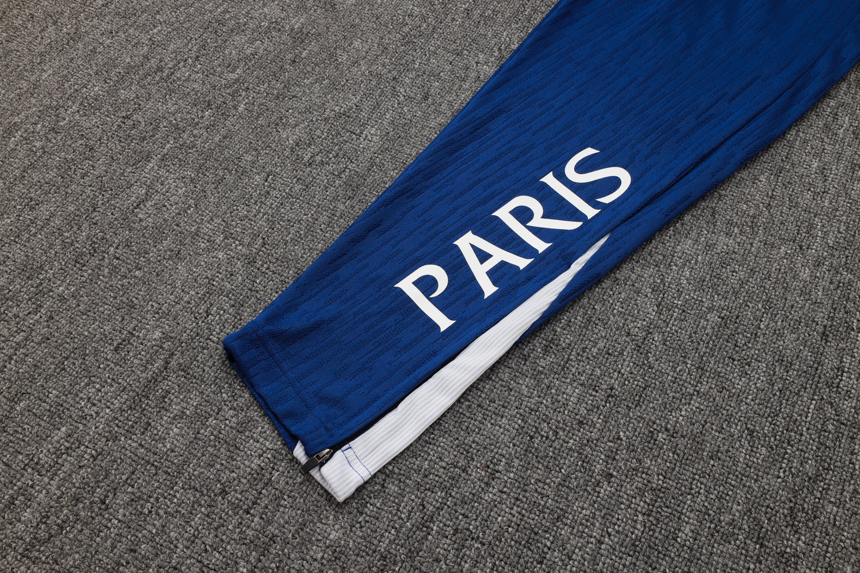 2025-26 Paris Red Training suit Adults Or Children - Image 20