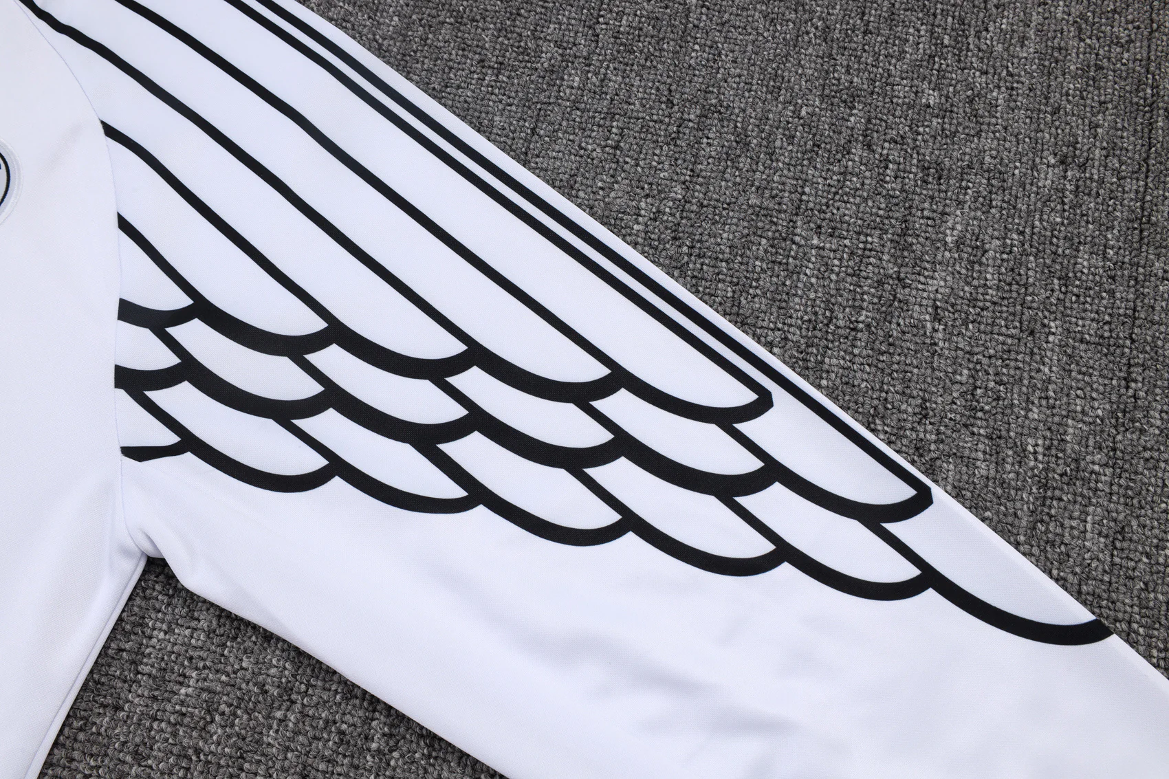 2025-26 Paris White Training suit Adults Or Children - Image 6