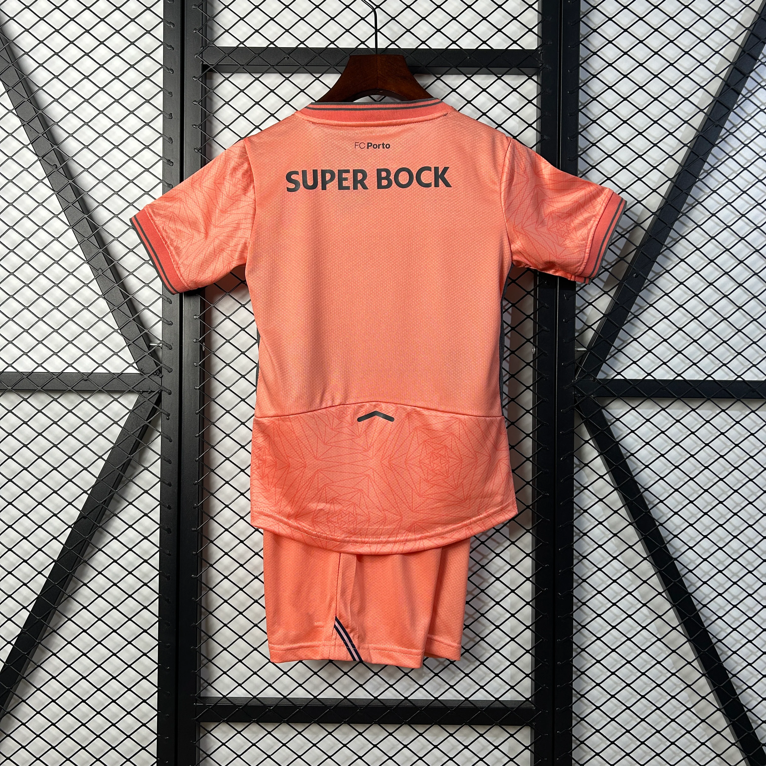 2025-26 Porto Away KIDS 16-28 - Image 2