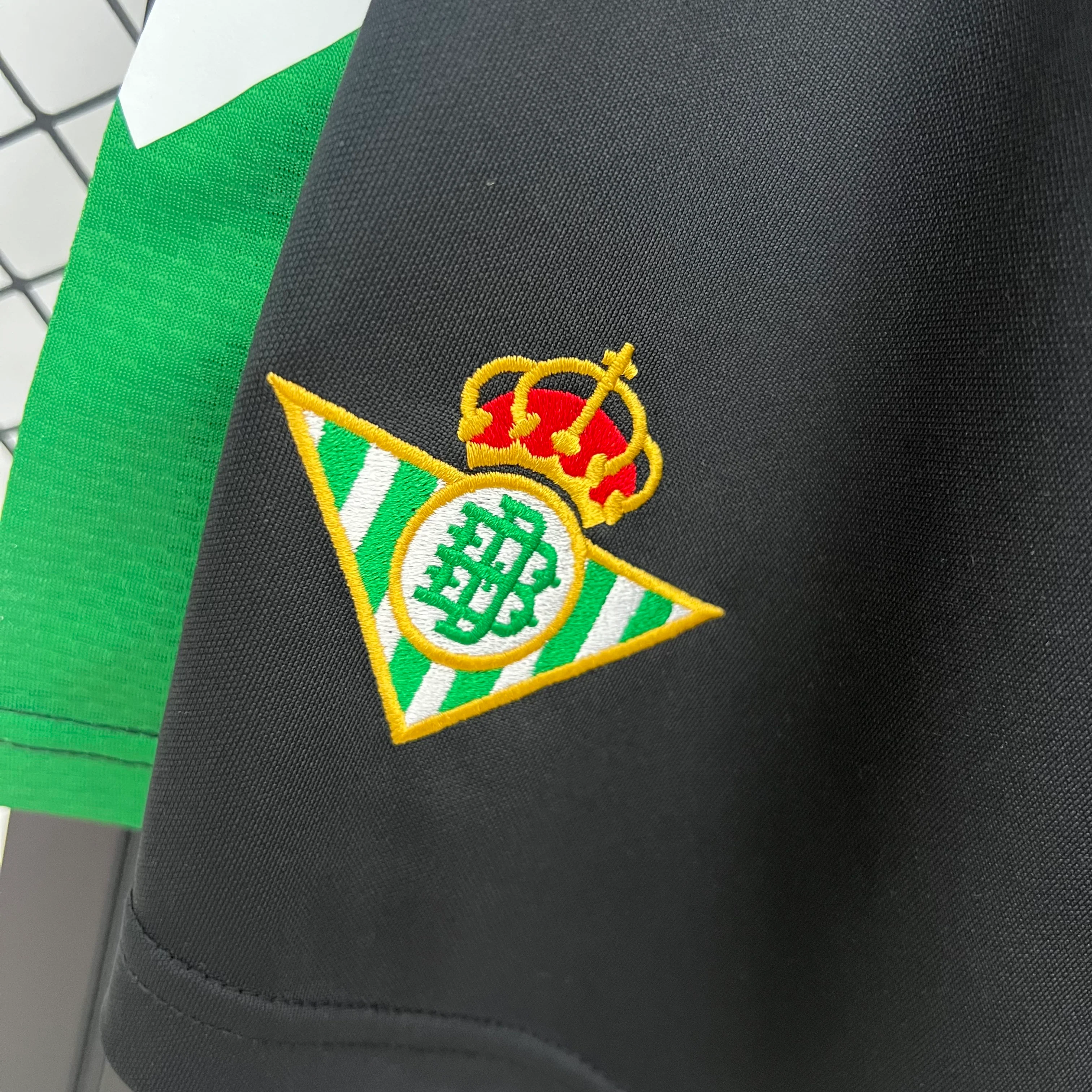 2025-26 Real Betis Home Shorts S-2XL - Image 4