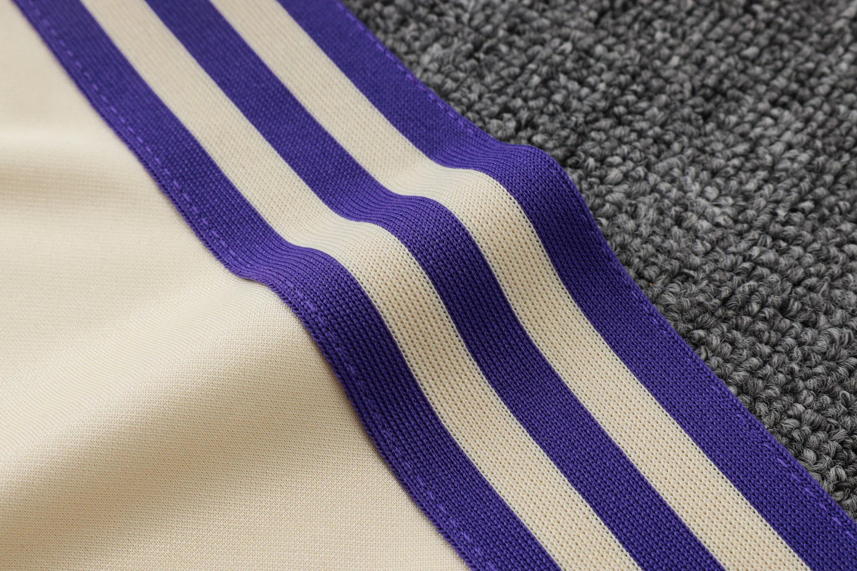 2025-26 Real Madrid Apricot training suit S-2XL - Image 7