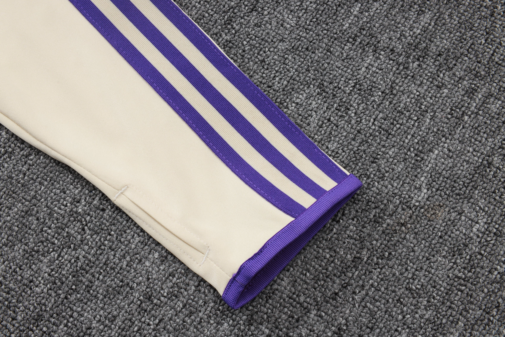 2025-26 Real Madrid Apricot training suit S-2XL - Image 8