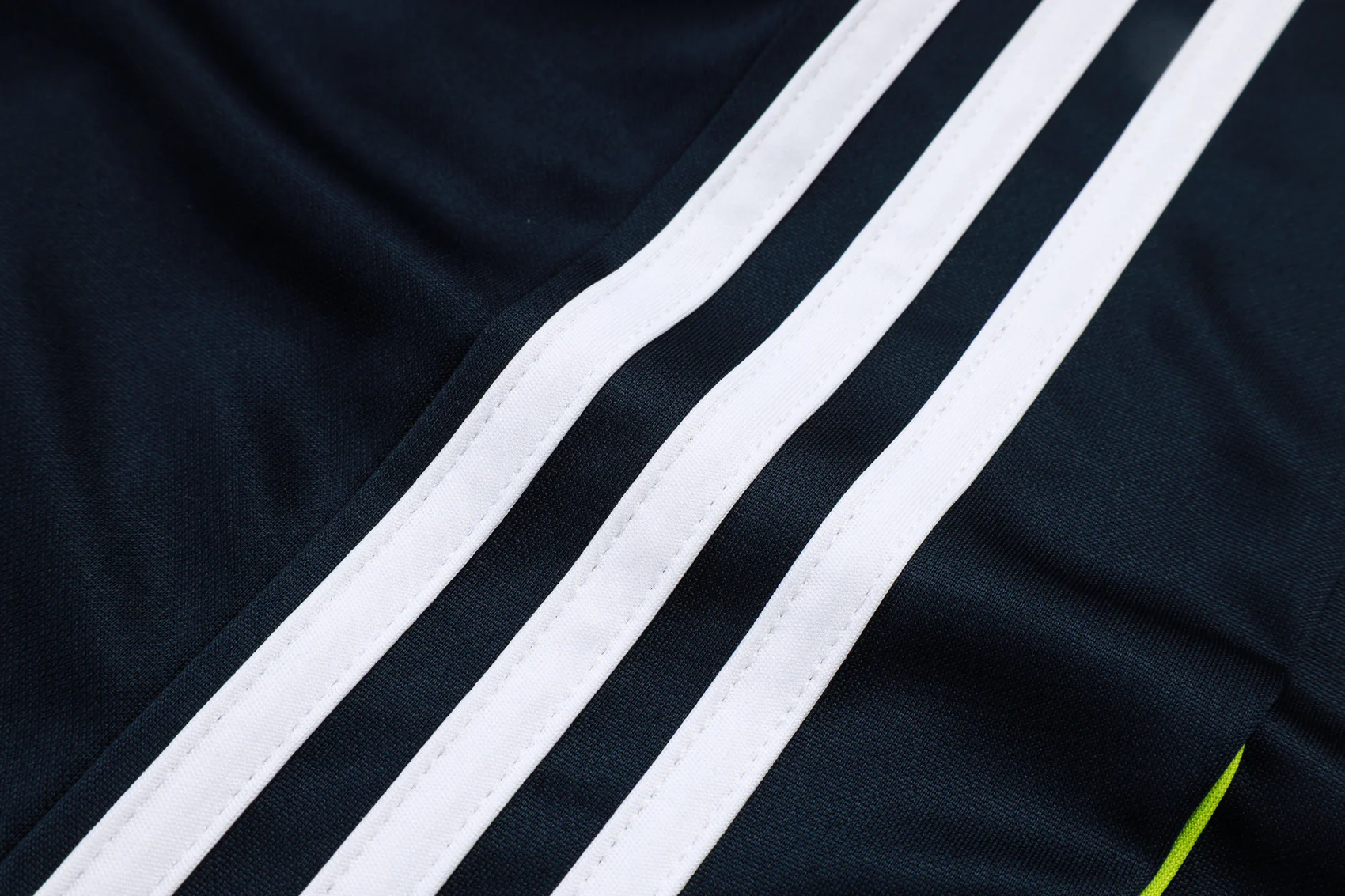 2025-26 Real Madrid Black Green training suit S-2XL - Image 21