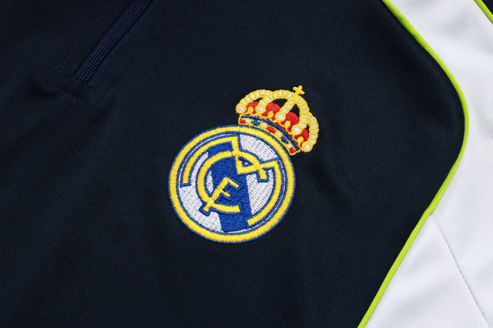 2025-26 Real Madrid Black Green training suit S-2XL - Image 4