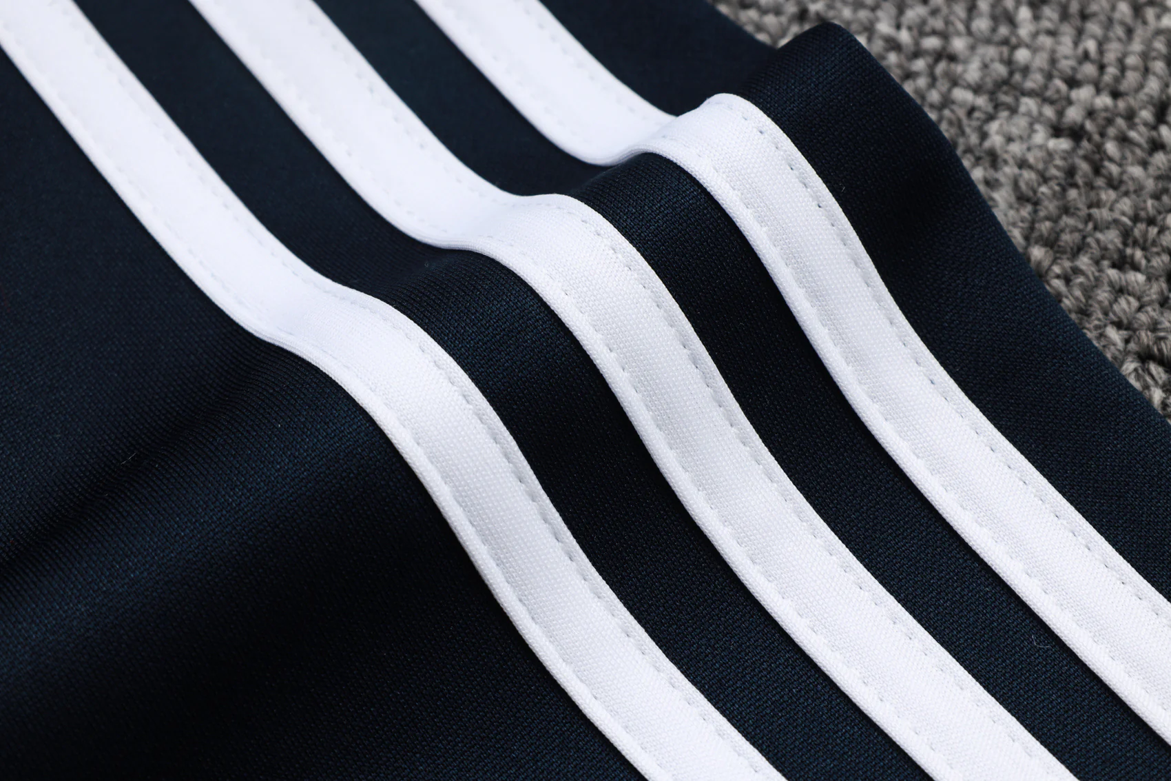 2025-26 Real Madrid Black Green training suit S-2XL - Image 6