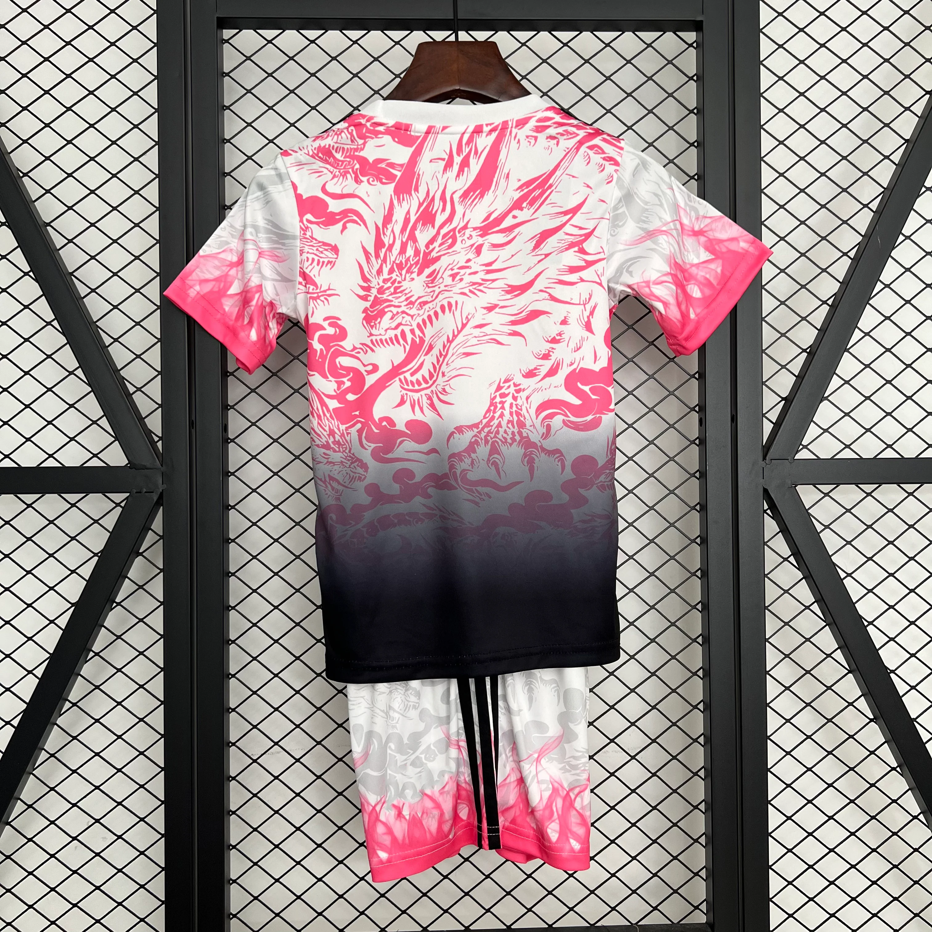 2025-26 Real Madrid Black-Pink Dragon KIDS 16-28 - Image 2