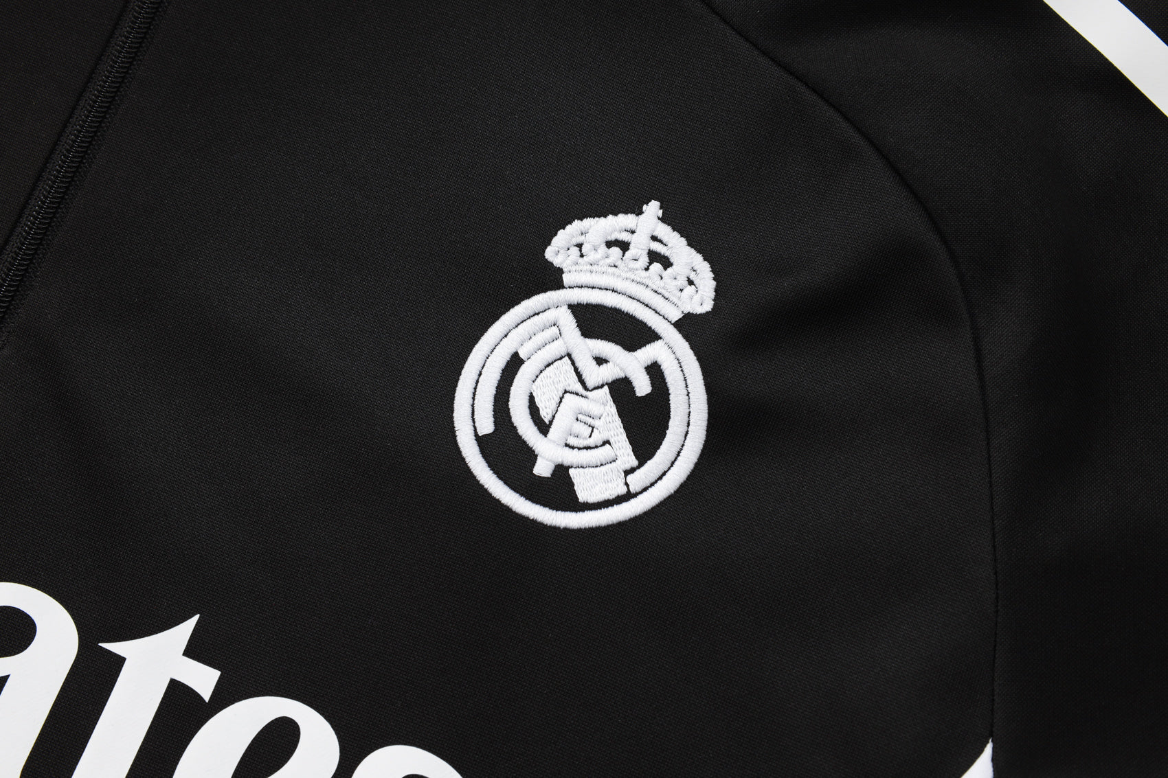 2025-26 Real Madrid Black training suit（White text)  Adults Or Children - Image 3