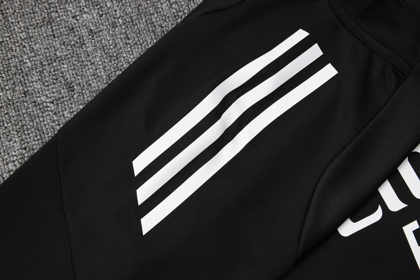 2025-26 Real Madrid Black training suit（White text)  Adults Or Children - Image 6