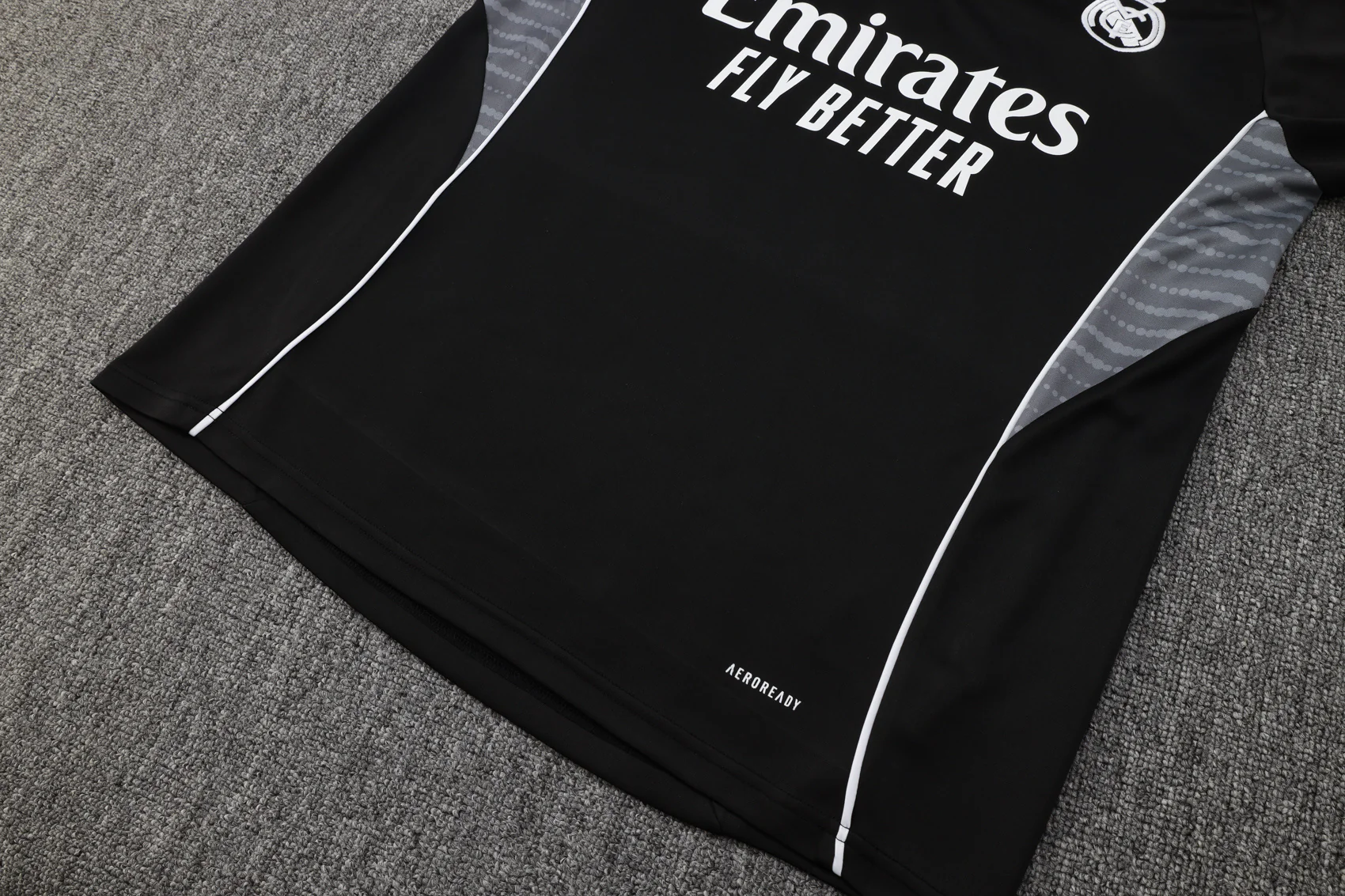 2025-26 Real Madrid Black training suit（White text)  Adults Or Children - Image 8