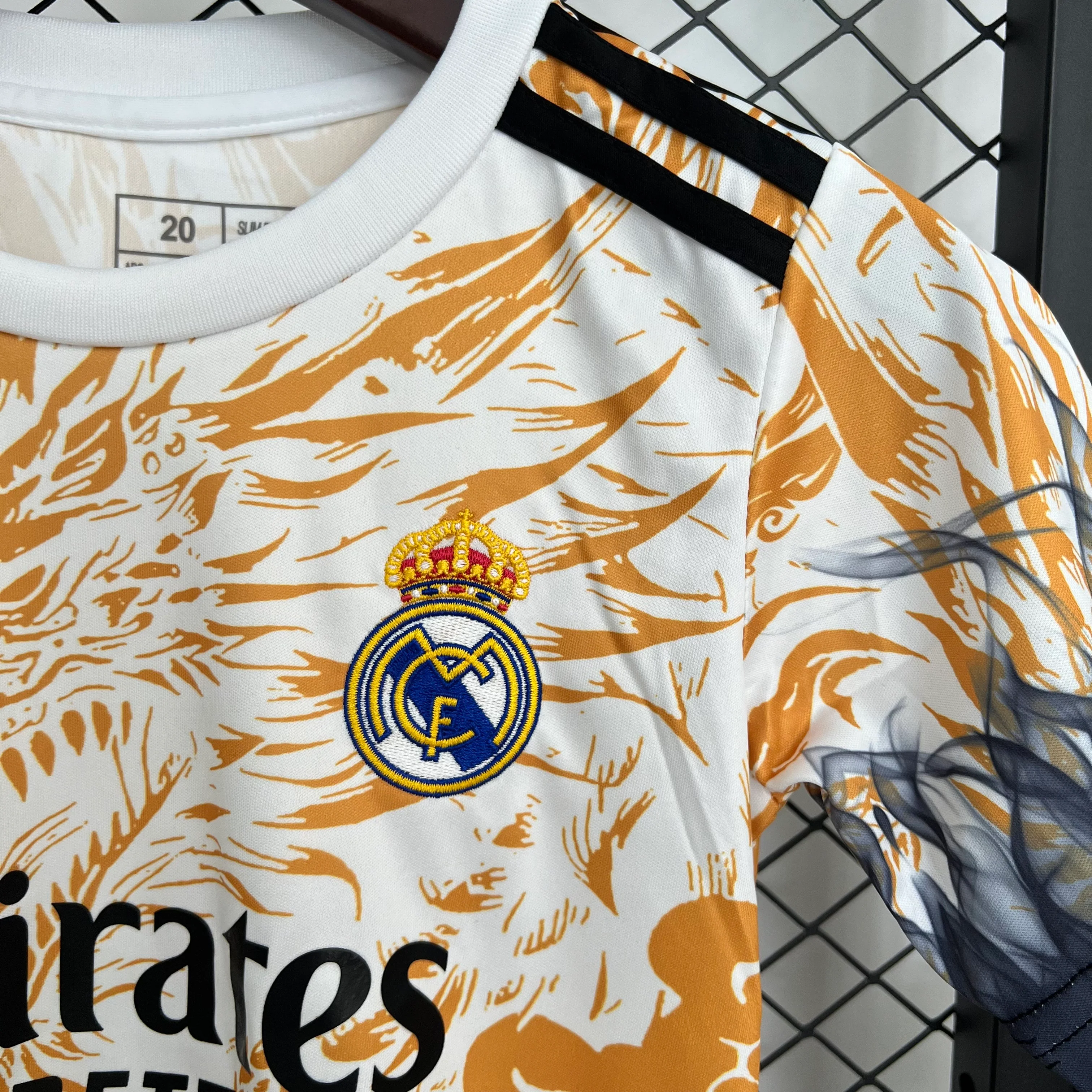 2025-26 Real Madrid Black-Yellow Dragon KIDS 16-28 - Image 3