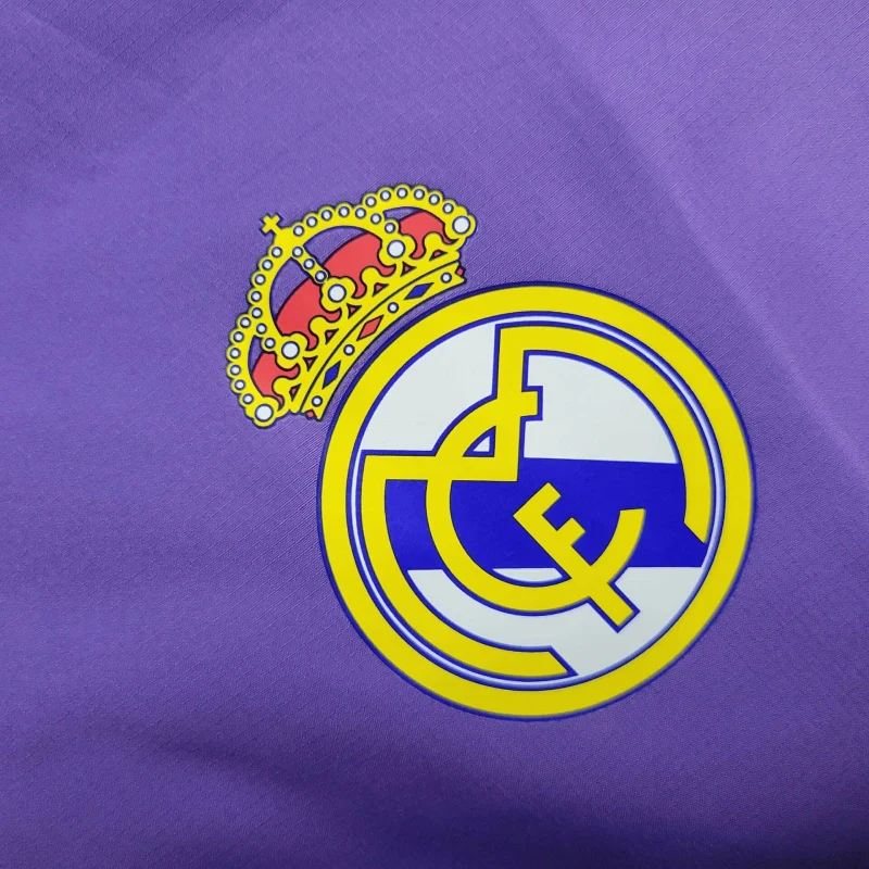 2025-26 Real Madrid Blue-Purple Windbreaker S-2XL - Image 3