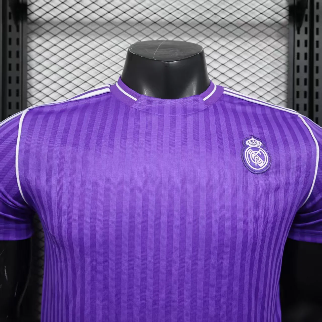 2025-26 Real Madrid Casual style Purple Player S-2XL - Image 2