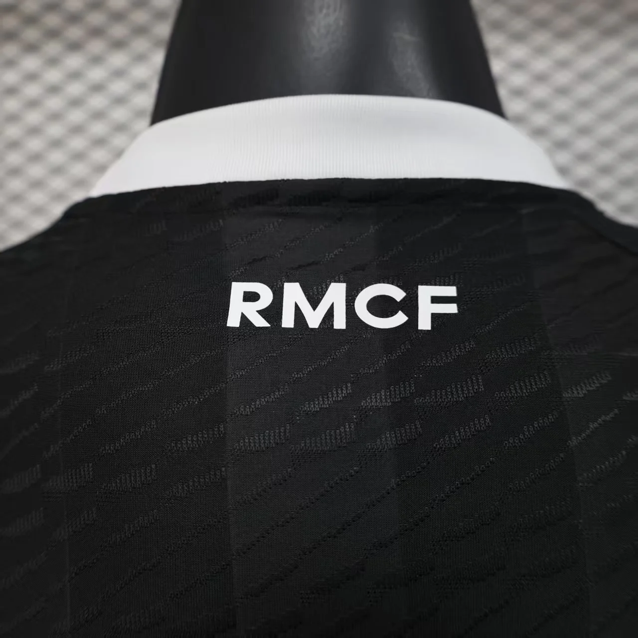 2025-26 Real Madrid Goalkeeper Black Player Size S-2XL - Image 7