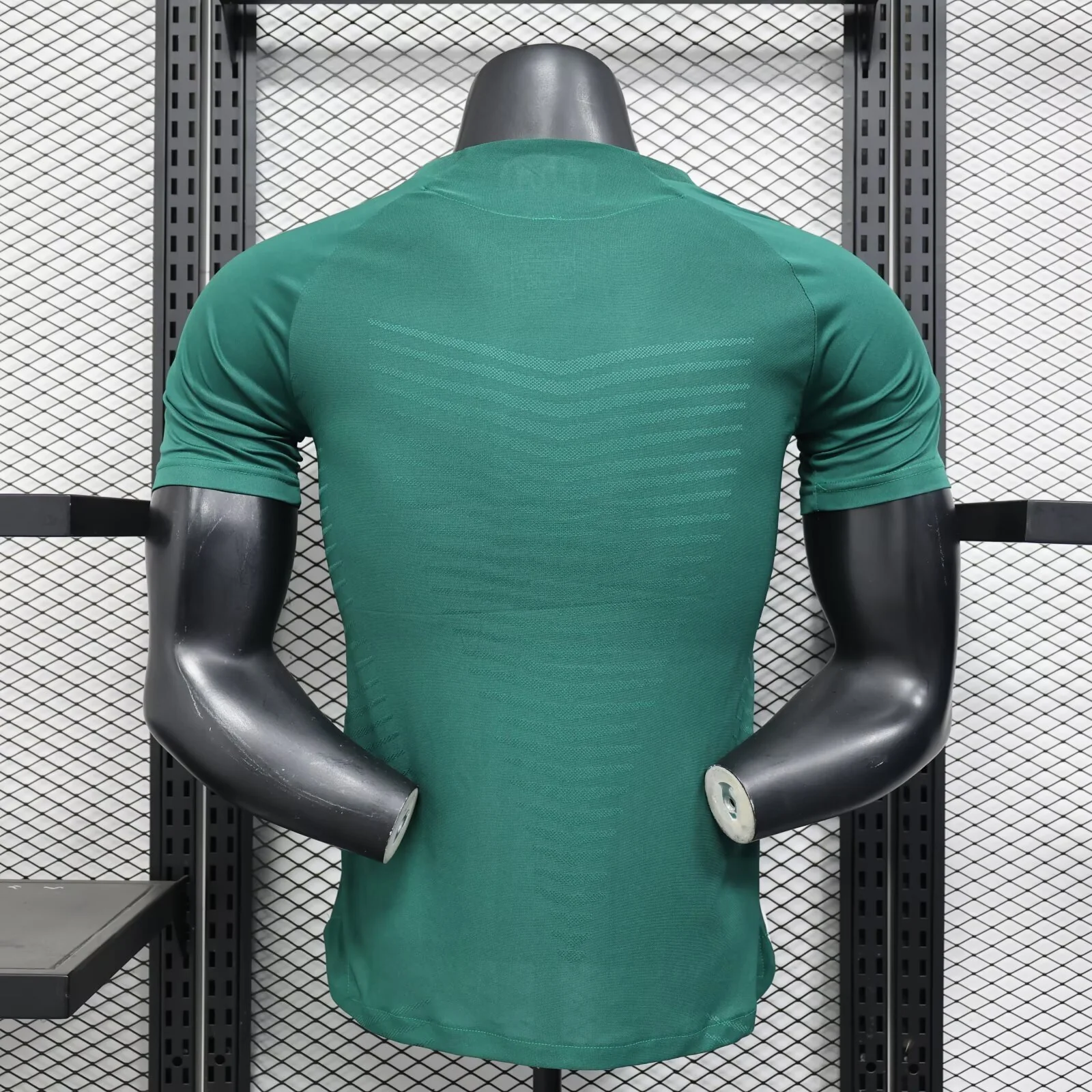 2025-26 Real Madrid Green Player S-2XL - Image 2