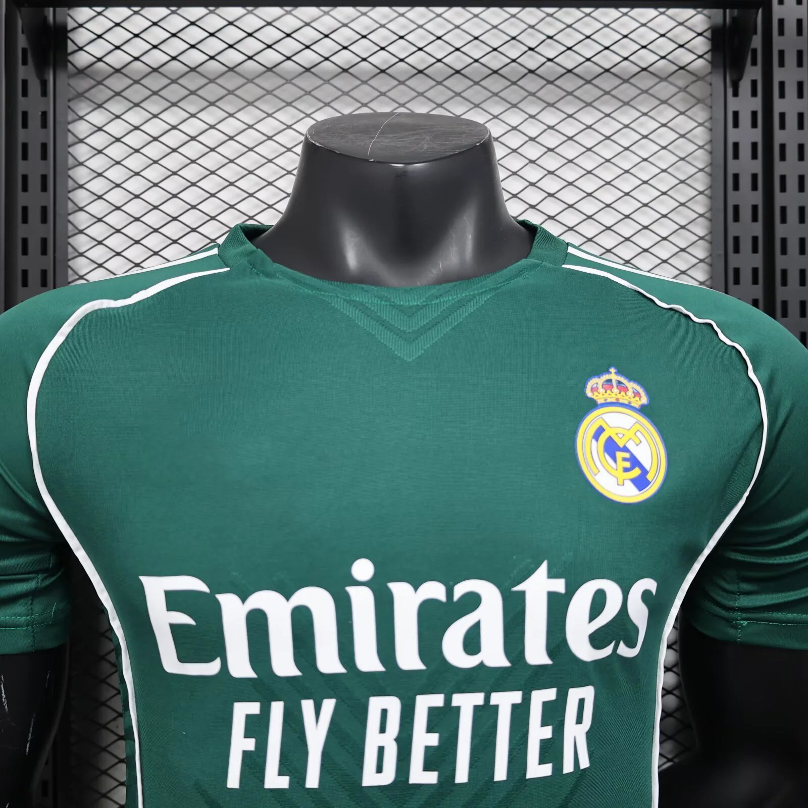 2025-26 Real Madrid Green Player S-2XL - Image 3