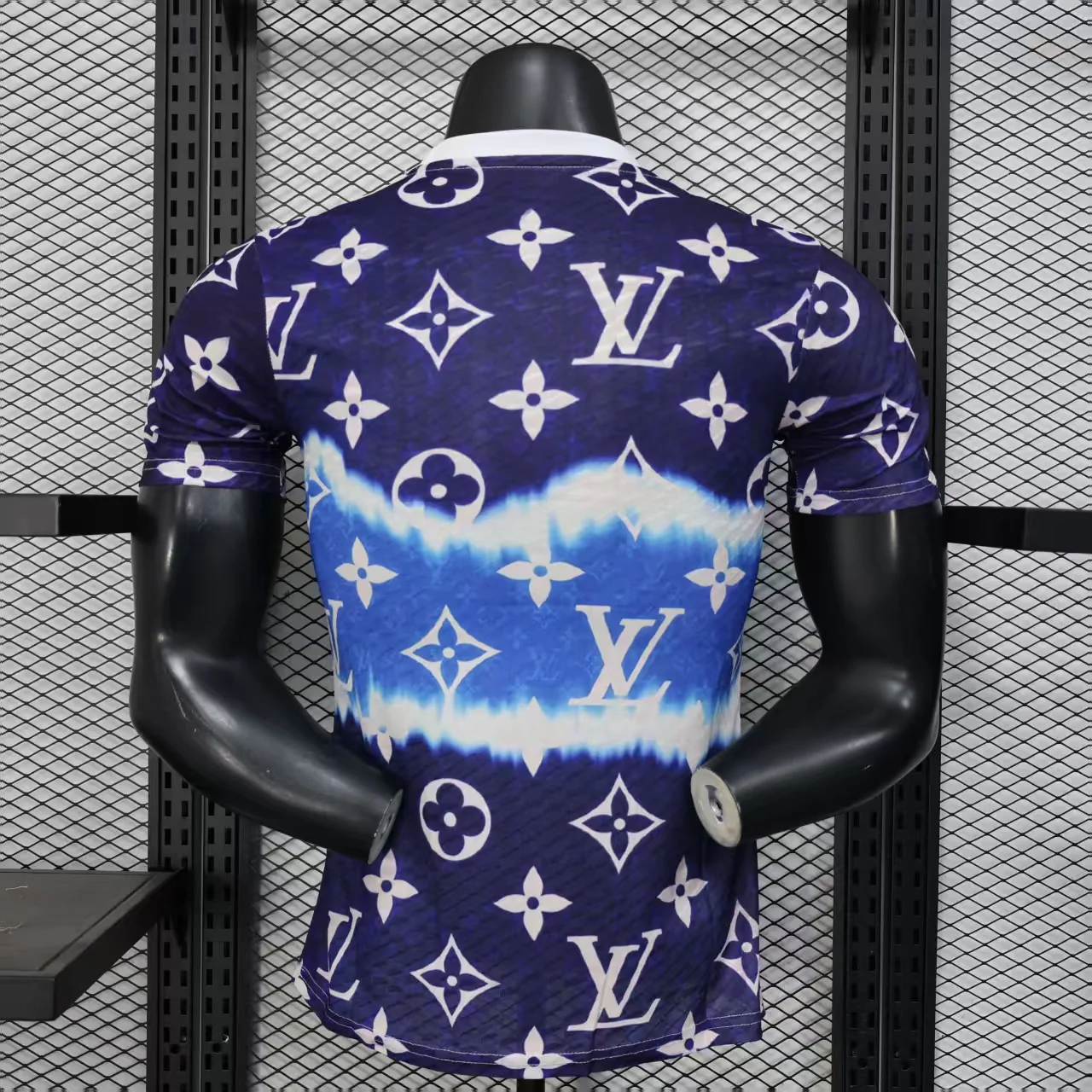 2025-26 Real Madrid L-V Blue Player Size S-2XL - Image 2