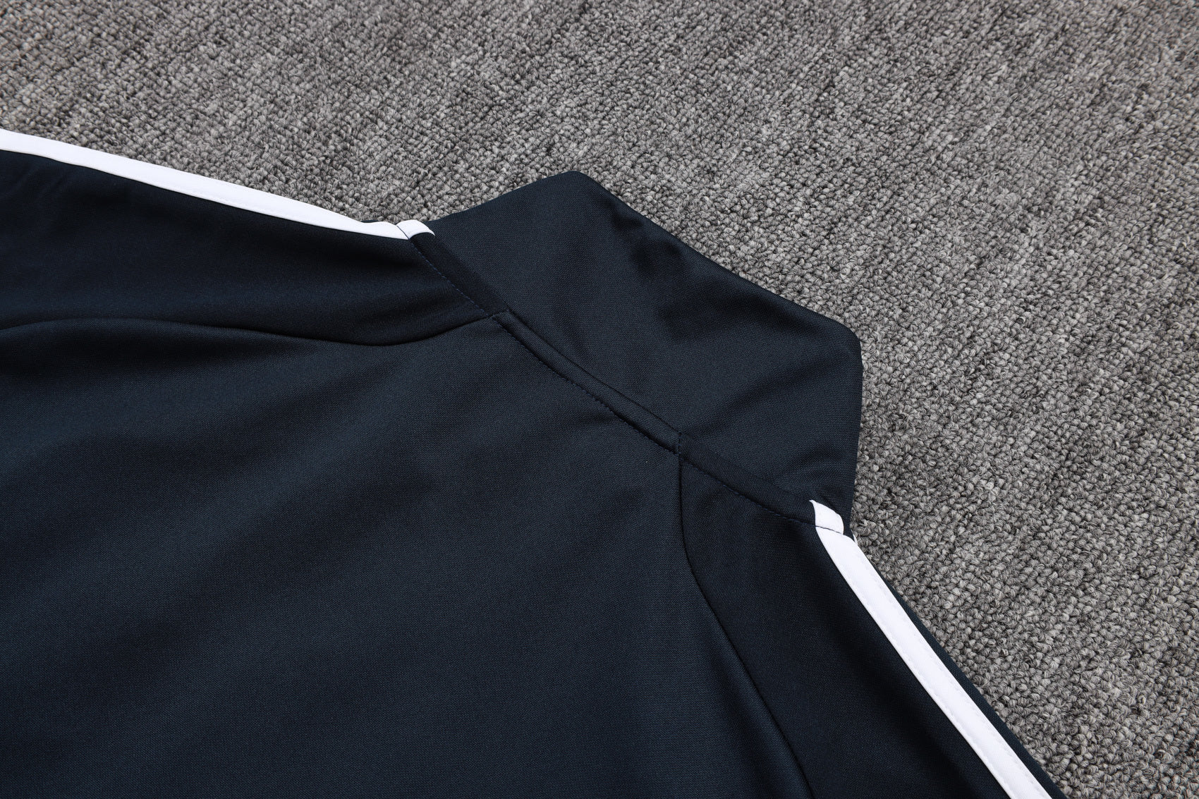2025-26 Real Madrid Long zipper Black-Green training suit S-2XL - Image 11
