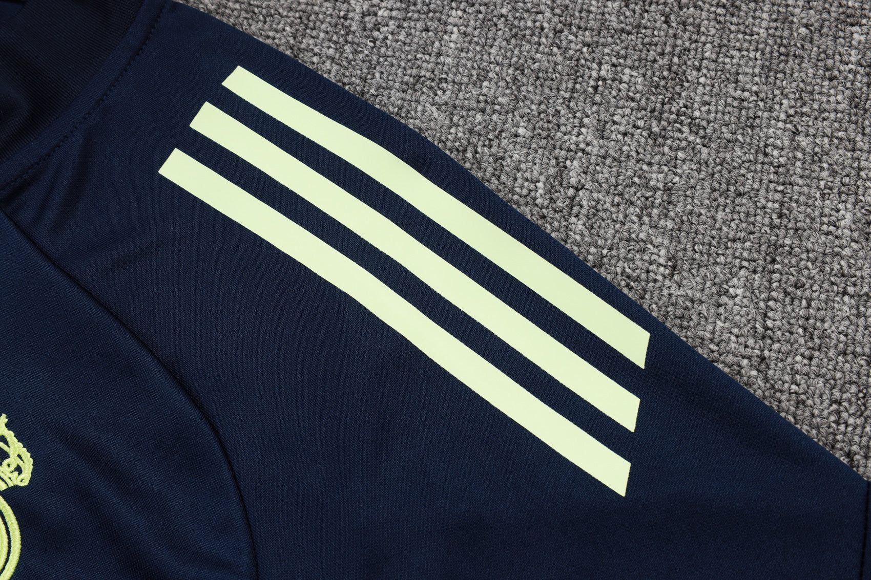 2025-26 Real Madrid Long zipper Blue training suit Adults Or Children - Image 5