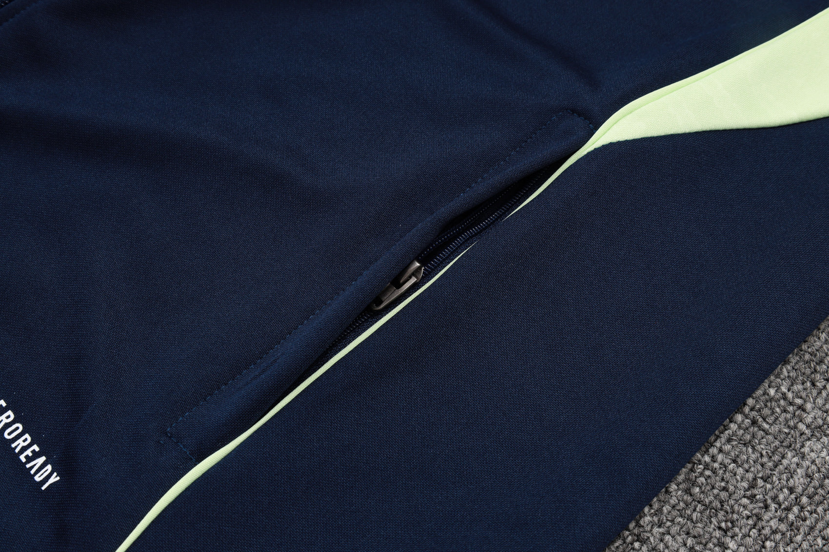 2025-26 Real Madrid Long zipper Blue training suit Adults Or Children - Image 9