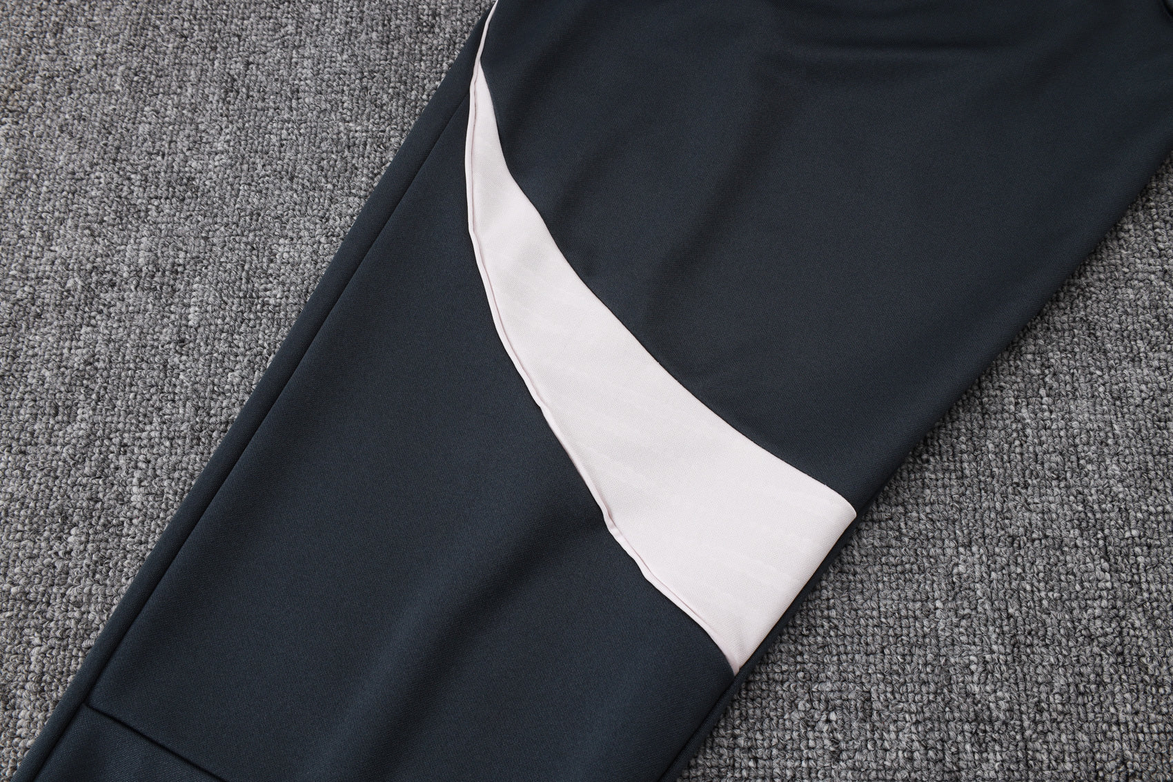 2025-26 Real Madrid Long zipper Dark gray (light pink text) training suit S-2XL - Image 23