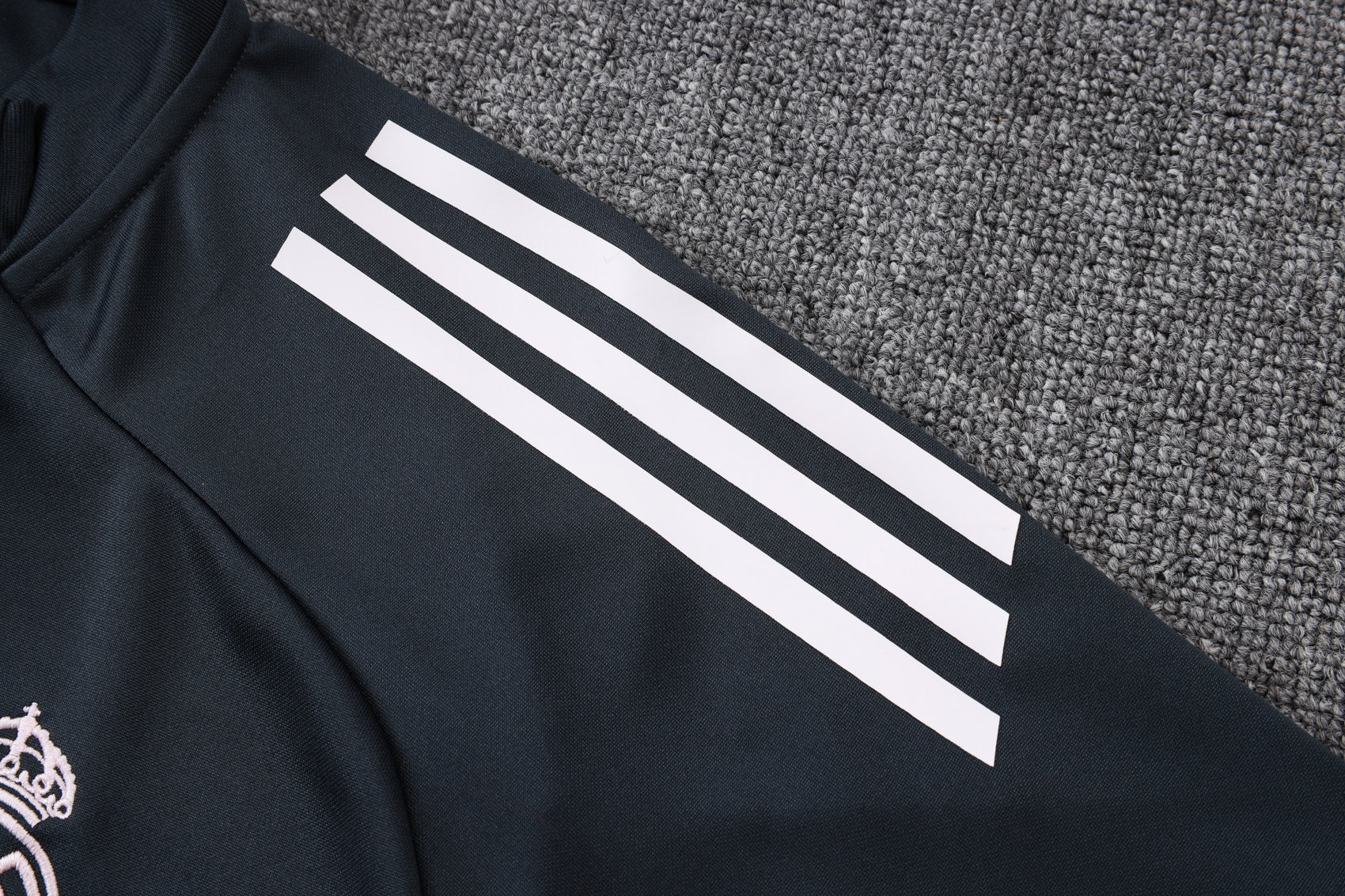2025-26 Real Madrid Long zipper Dark gray (light pink text) training suit S-2XL - Image 5