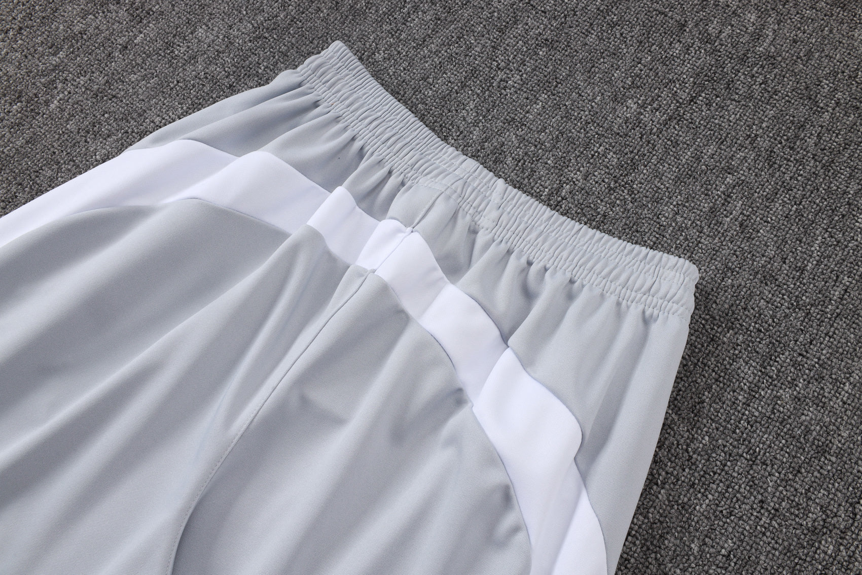 2025-26 Real Madrid Long zipper off-white gray training suit S-2XL - Image 19