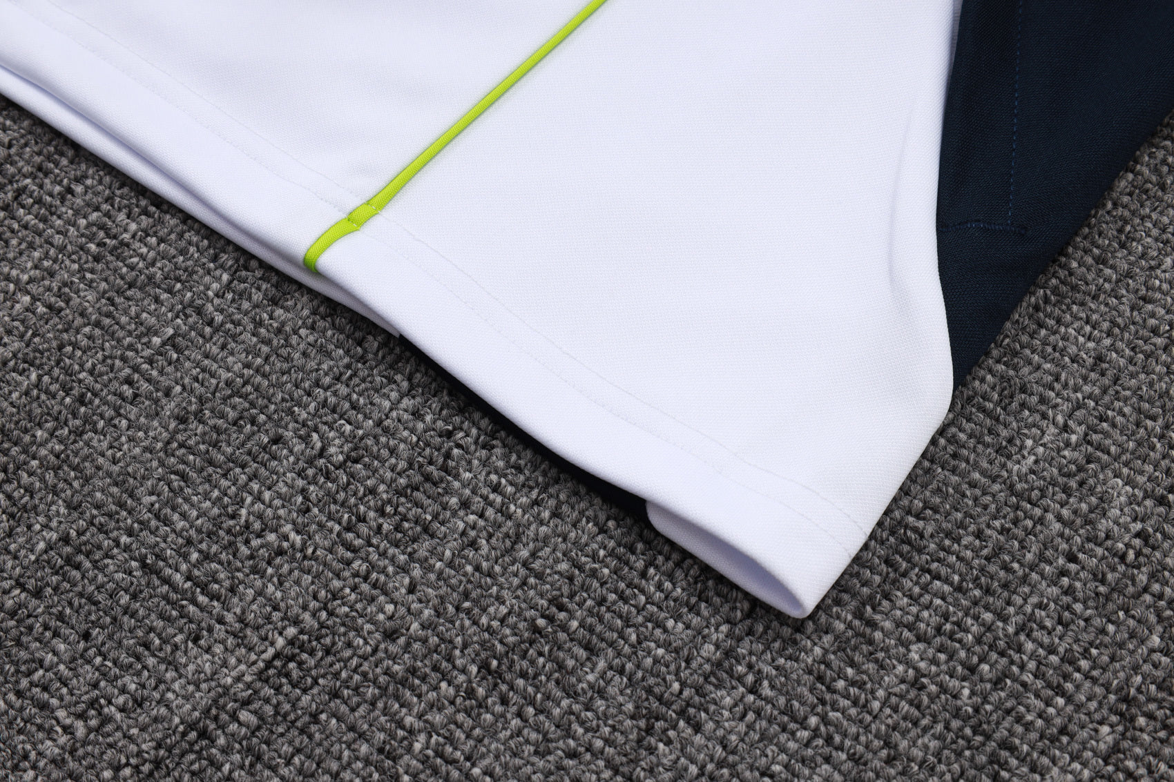 2025-26 Real Madrid Long zipper White-Green training suit S-2XL - Image 11